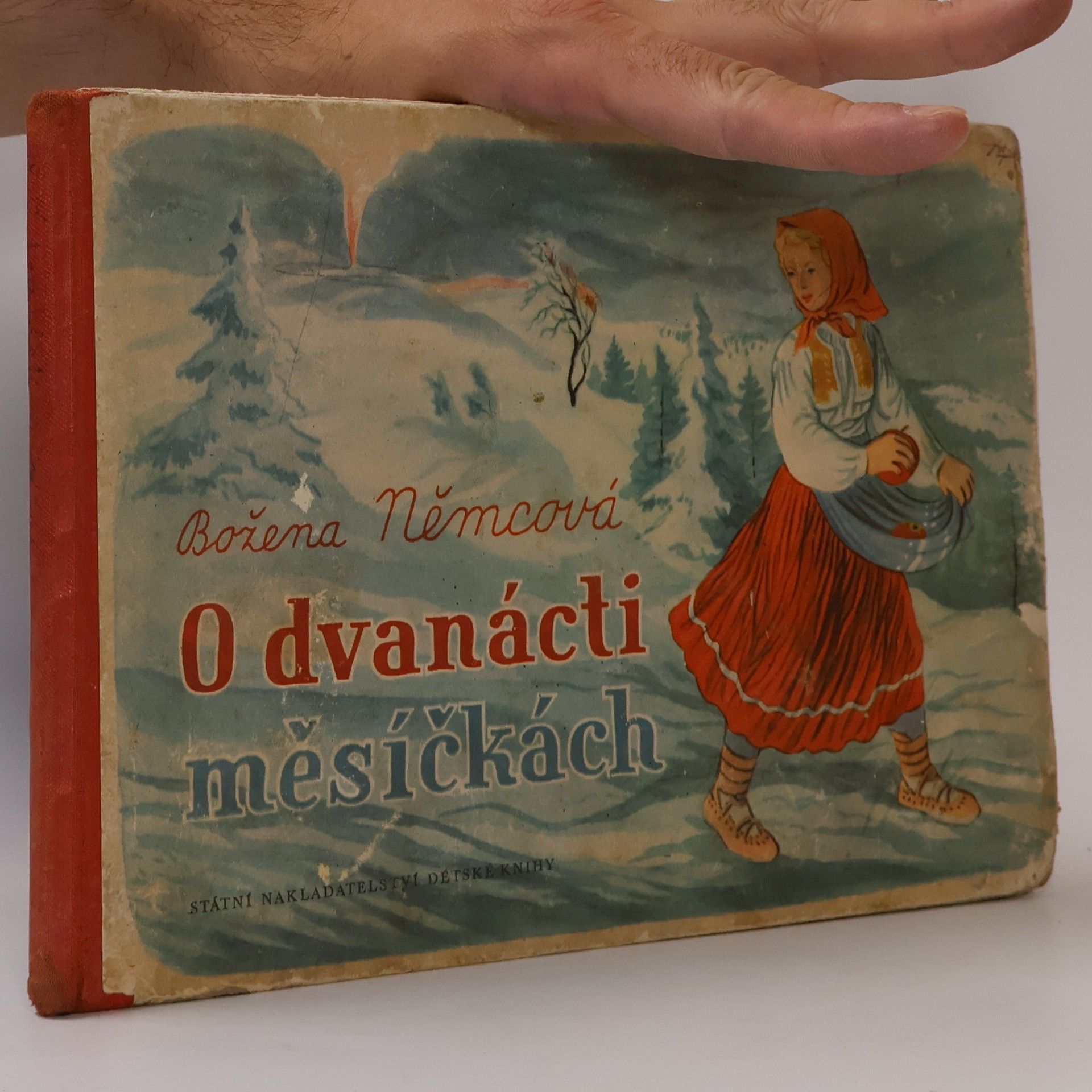 Božena Němcová O dvanácti měsíčkách