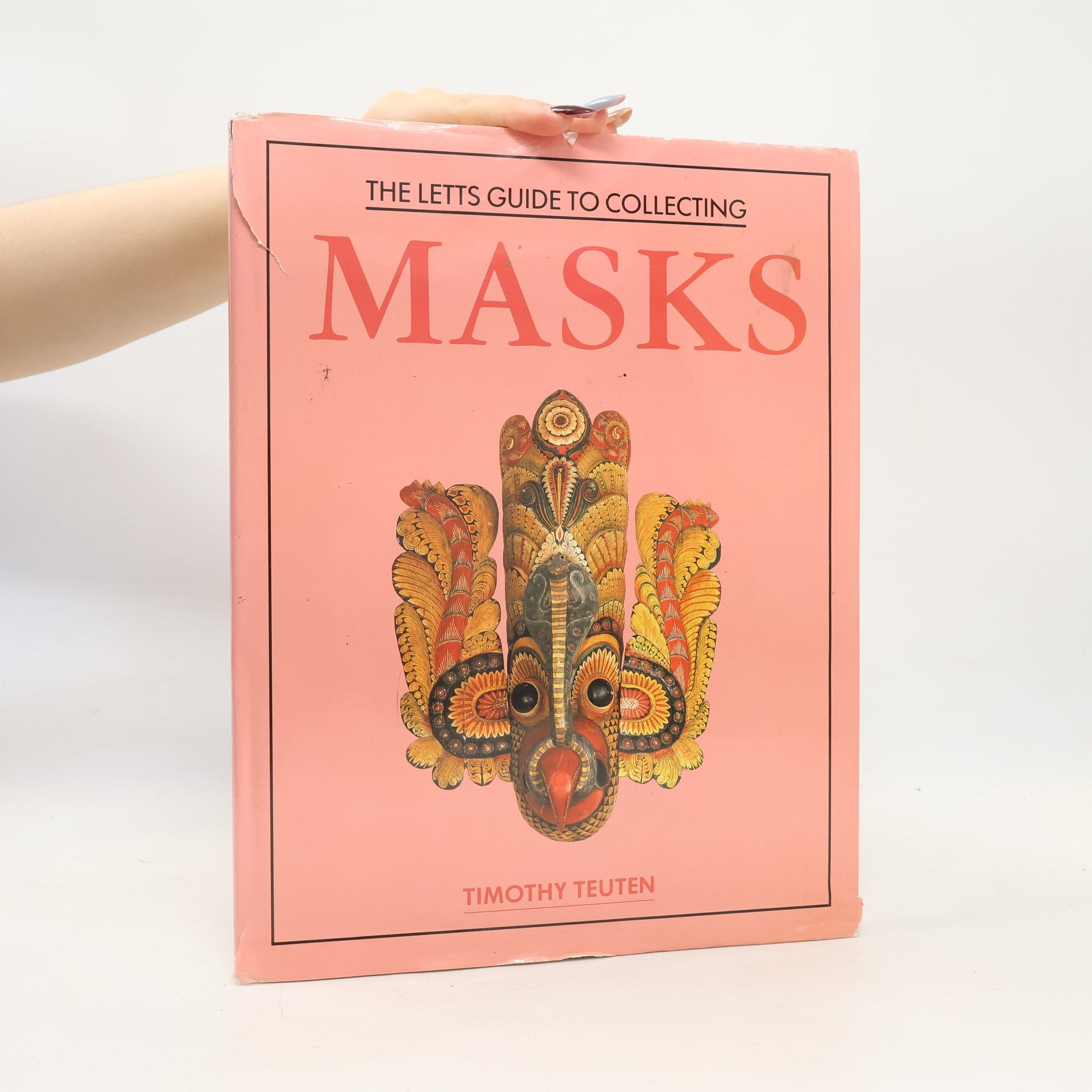 Timothy Teuten The Letts guide to collecting masks