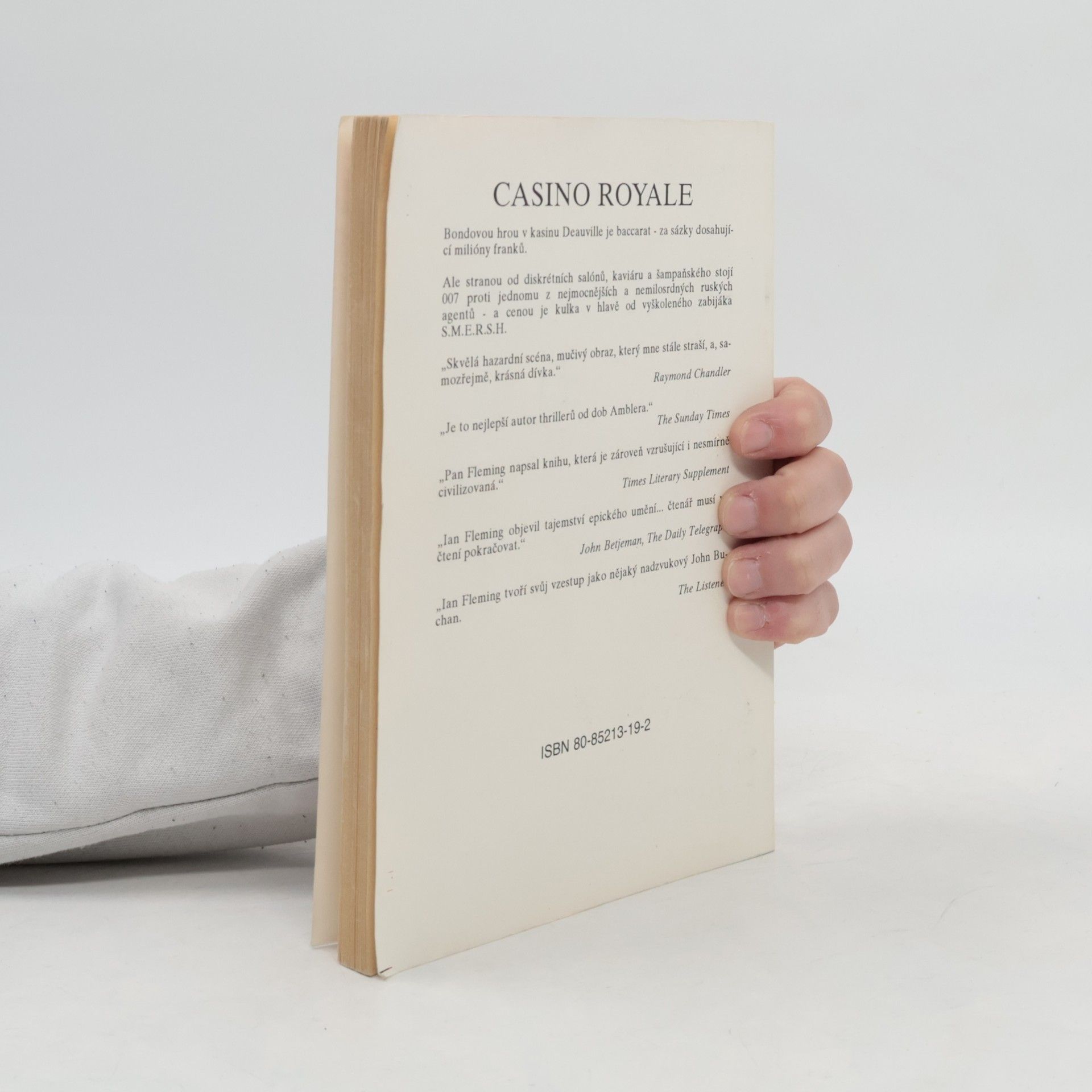 Ian Fleming Casino Royale : James Bond - agent 007