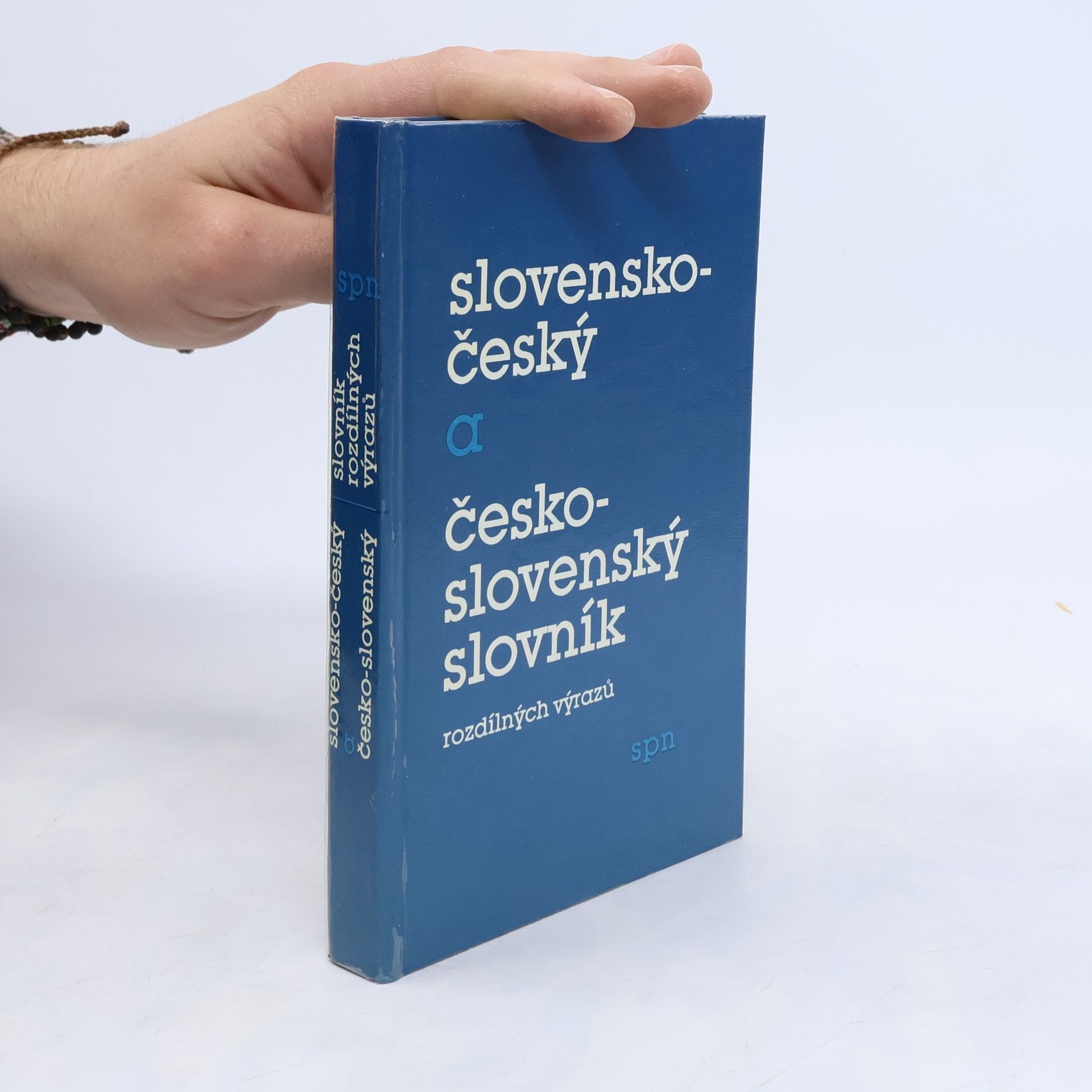 Jaroslav Nečas Slovensko-český a česko-slovenský slovník rozdílných výrazů