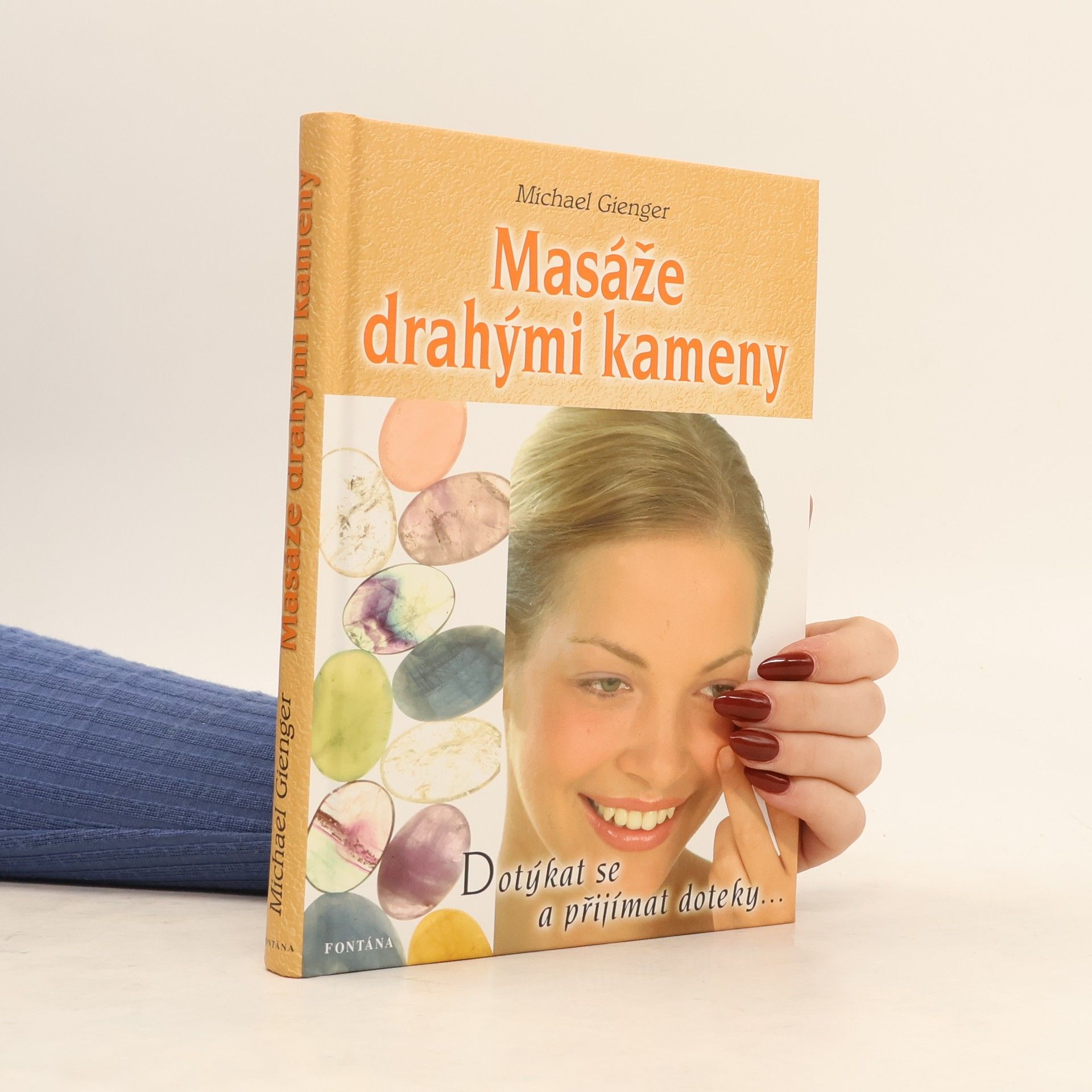 Michael Gienger Masáže drahými kameny