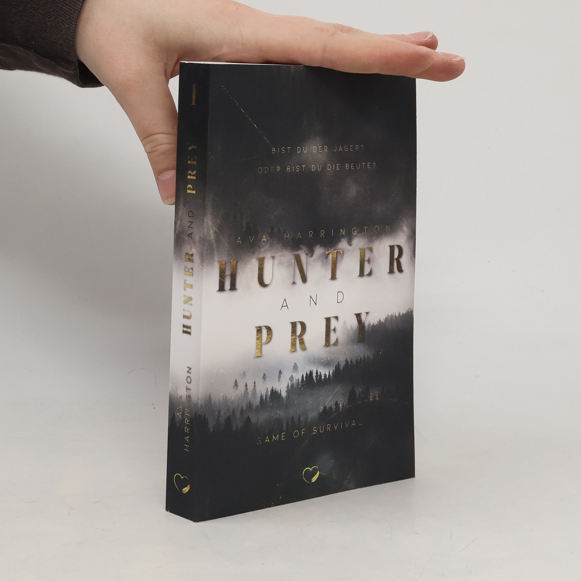 Ava Harrington Hunter and Prey