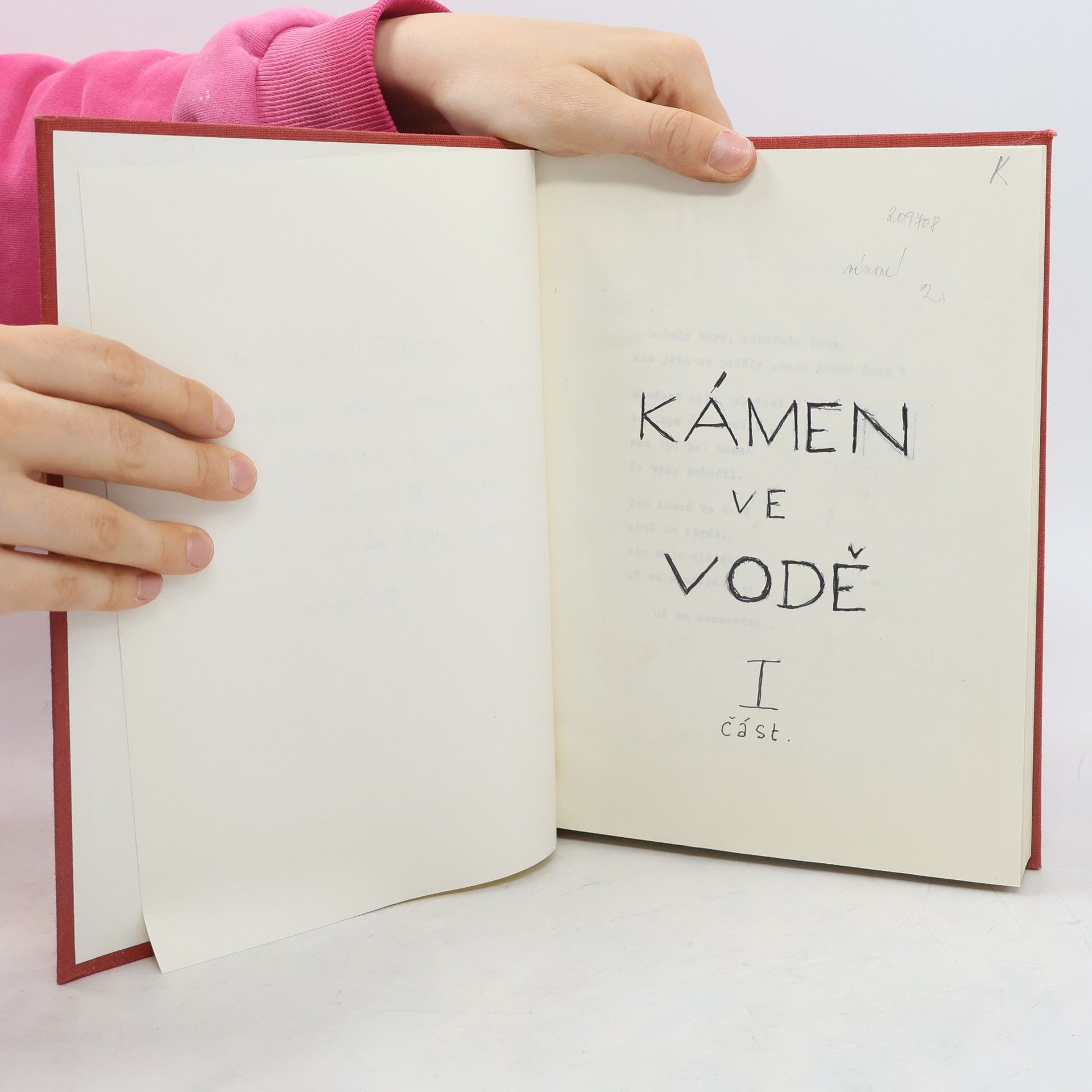 Kolektiv autorů Kámen ve vodě I. část