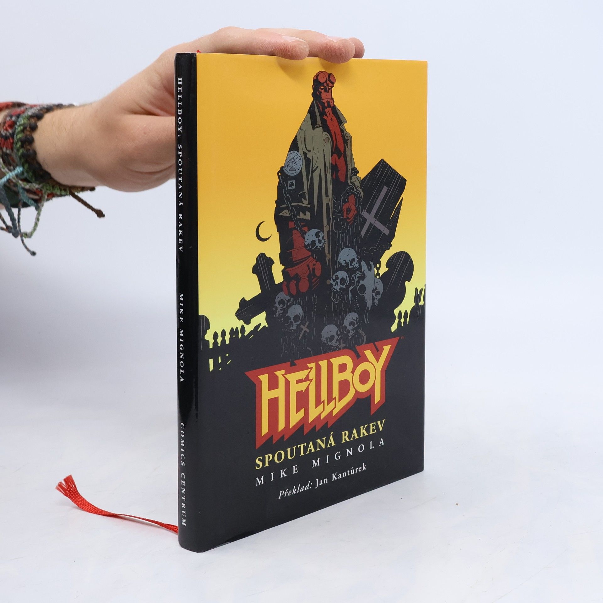 Mike Mignola Spoutaná rakev