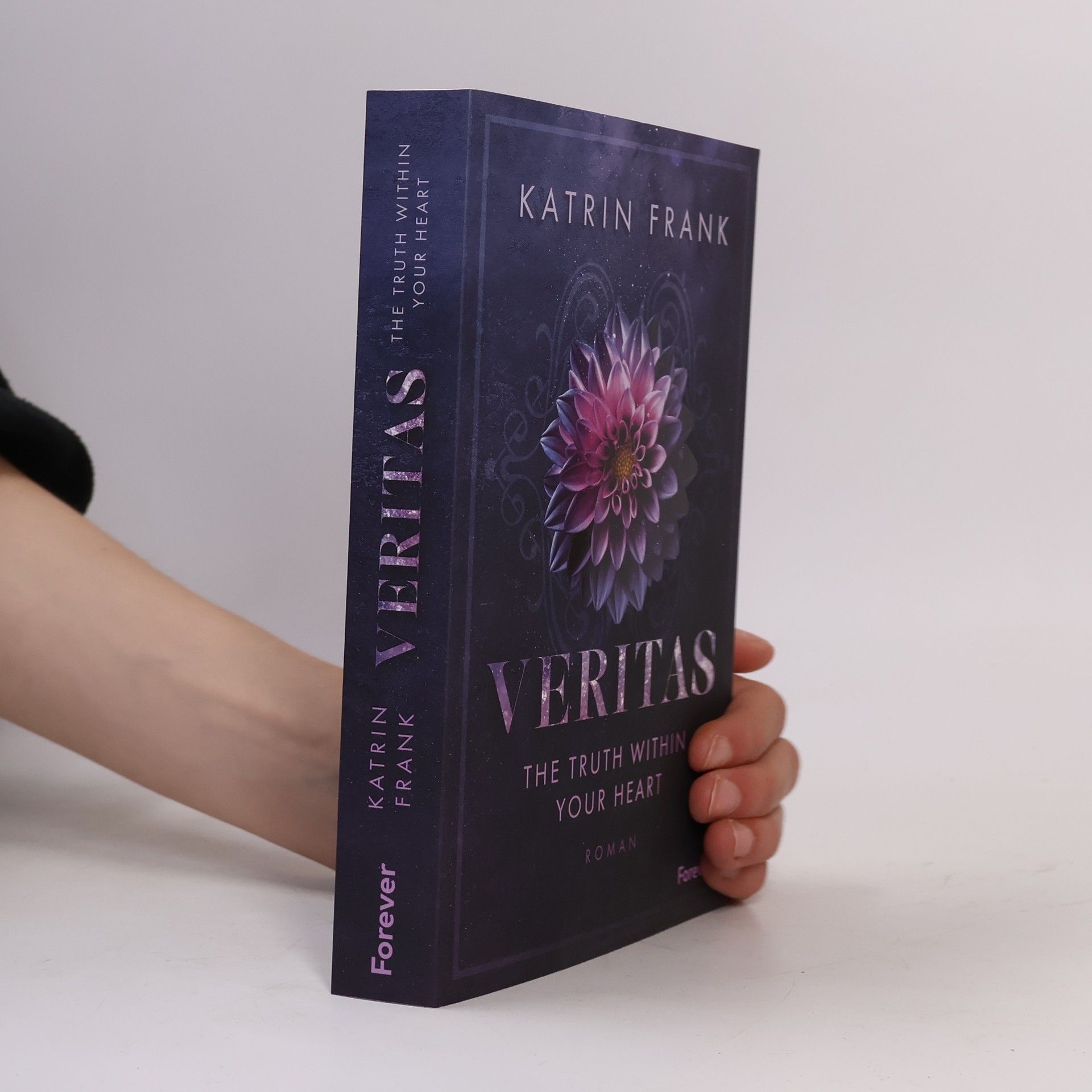 Katrin Frank Veritas. The Truth Within Your Heart