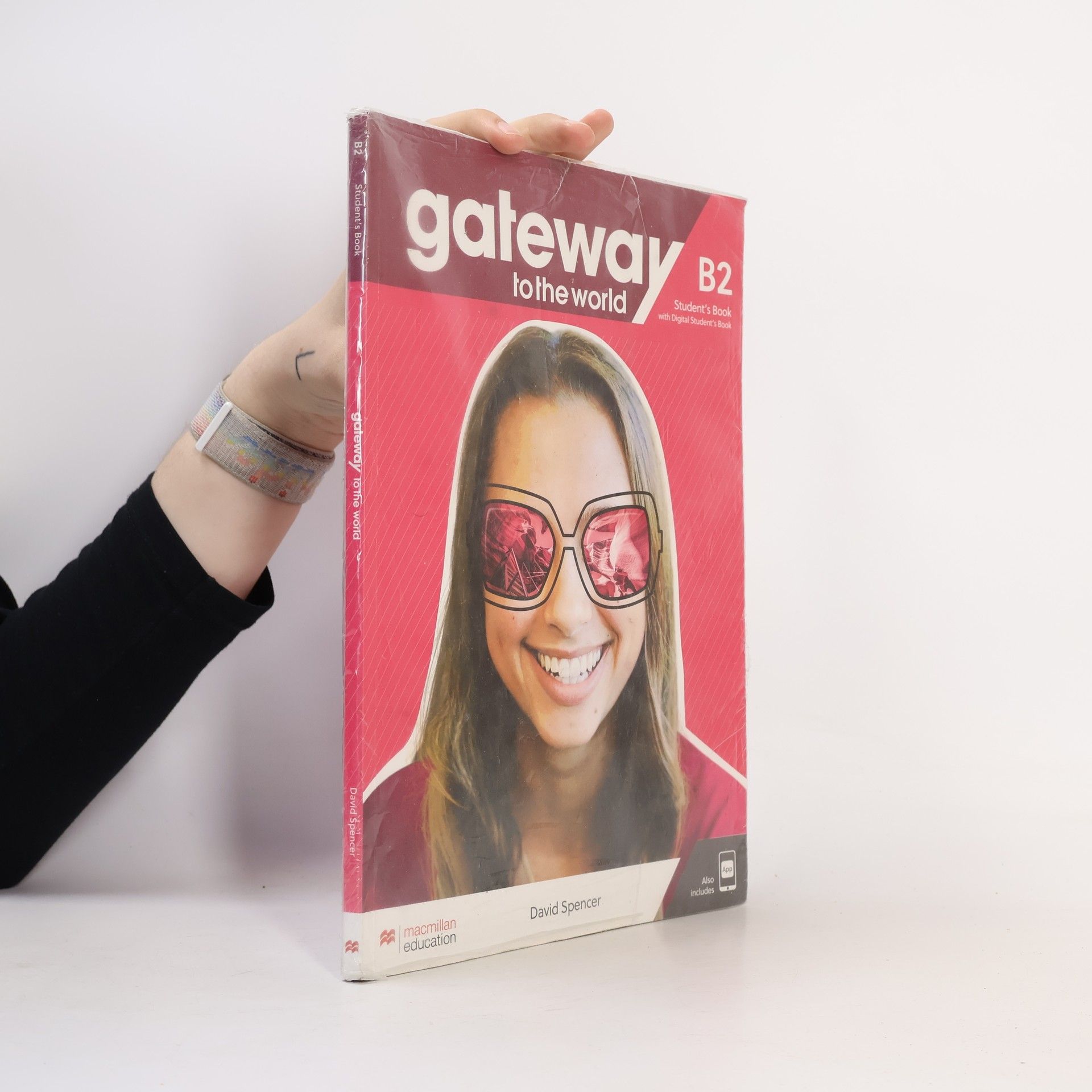 Philip Wood Gateway to the world B2