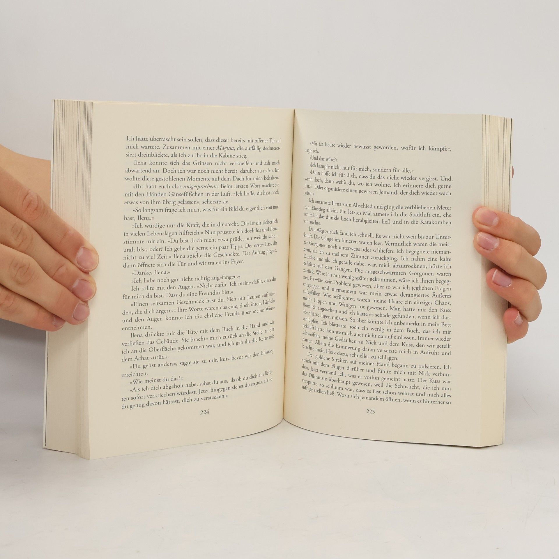 Lisa Rosenbecker Magie aus Gift und Silber