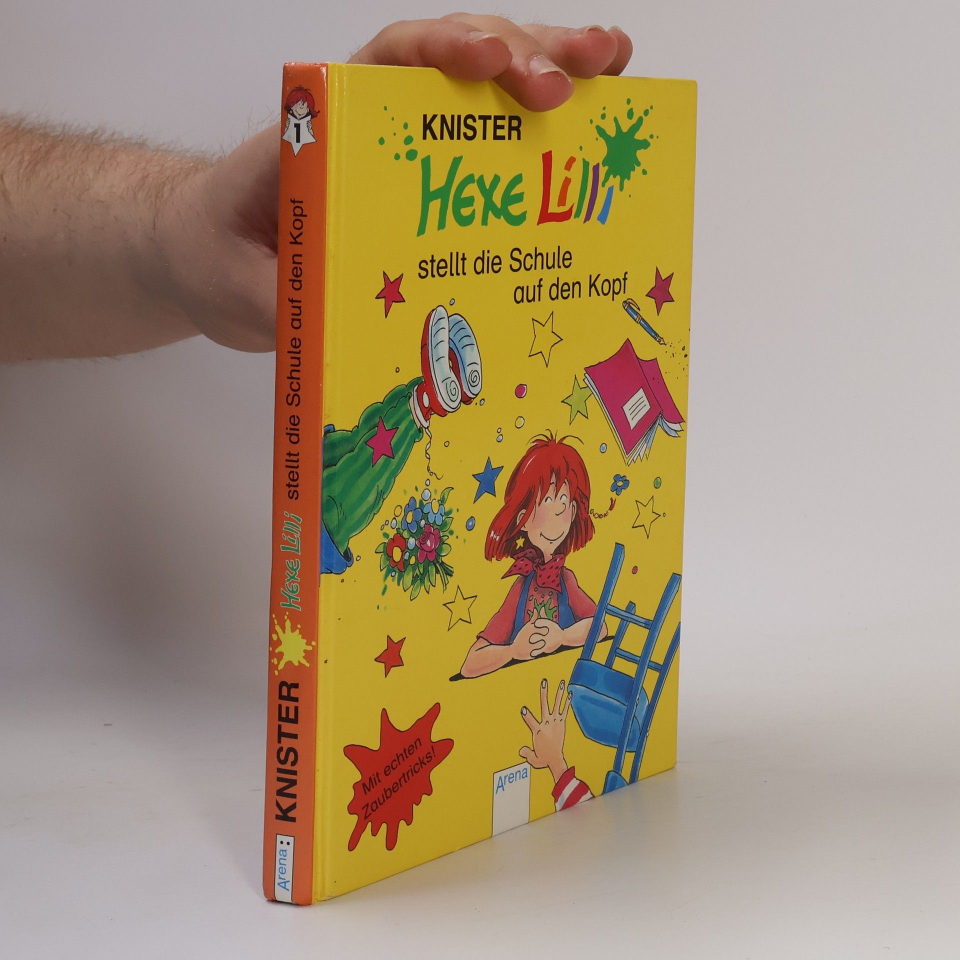 Autorenkollektiv Hexe Lilli stellt die Schule auf den Kopf