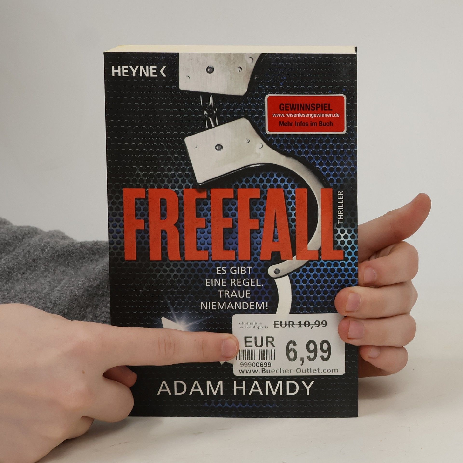 Adam Hamdy Freefall