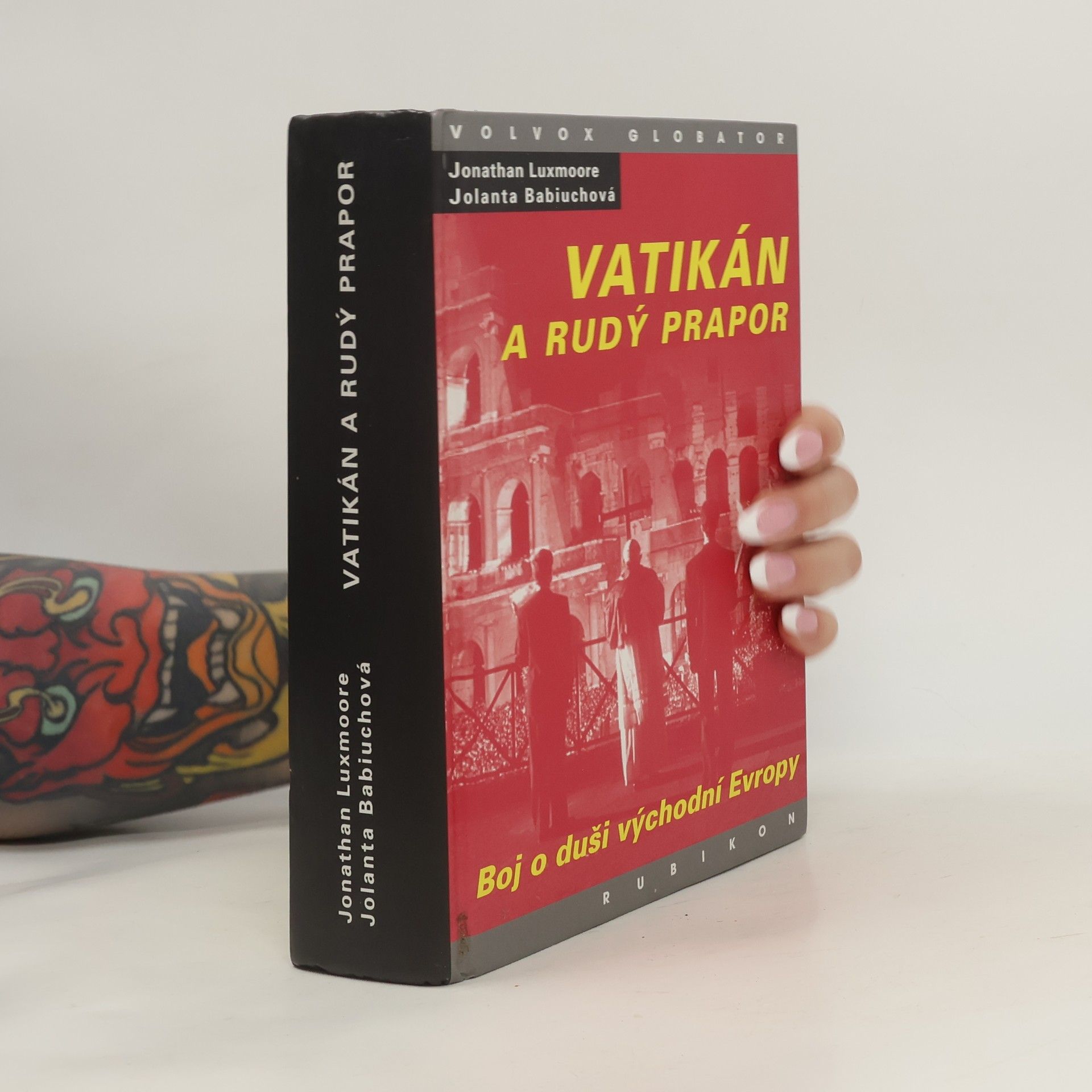 Jolanta Babiuch Luxmoore Vatikán a rudý prapor