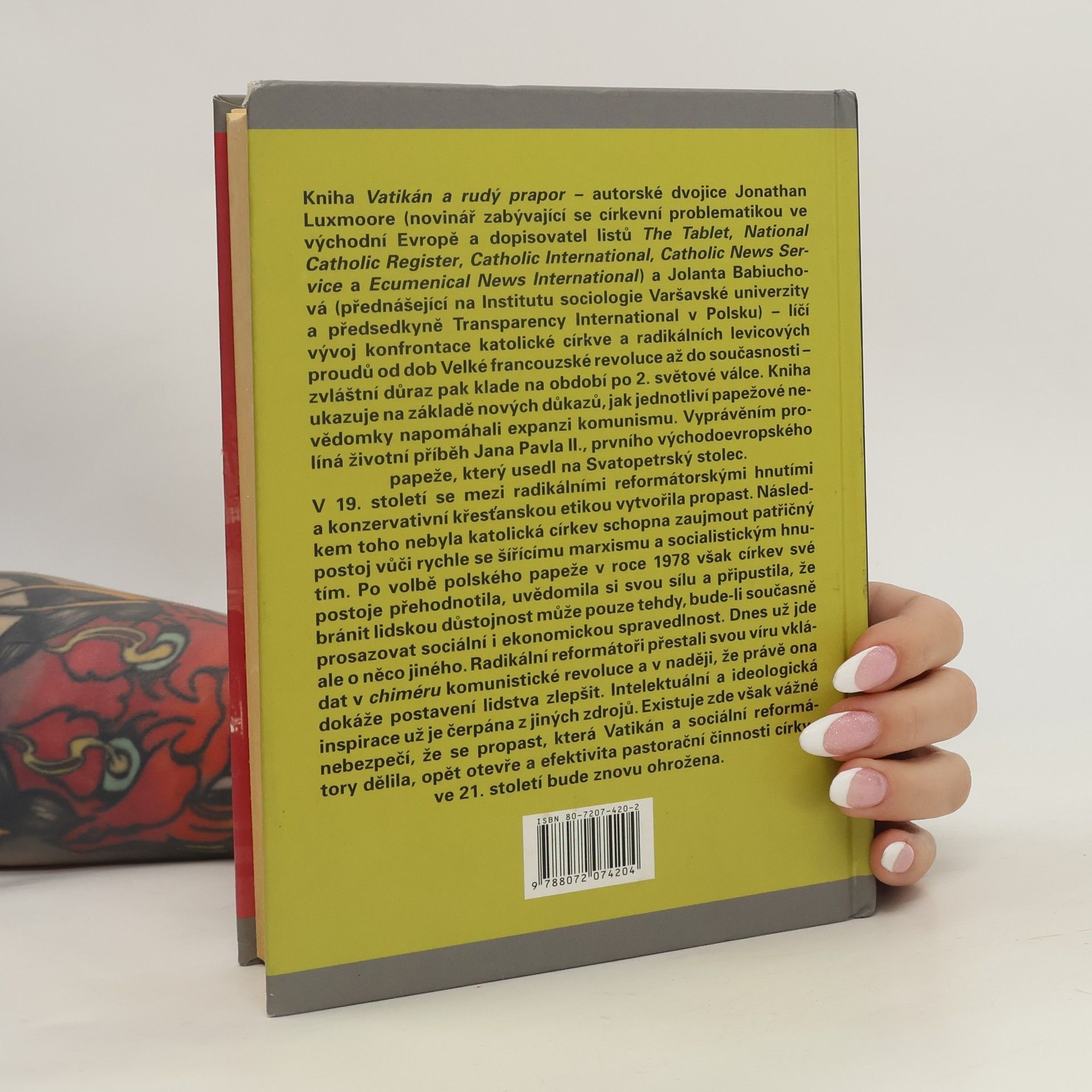 Jonathan Luxmoore Vatikán a rudý prapor
