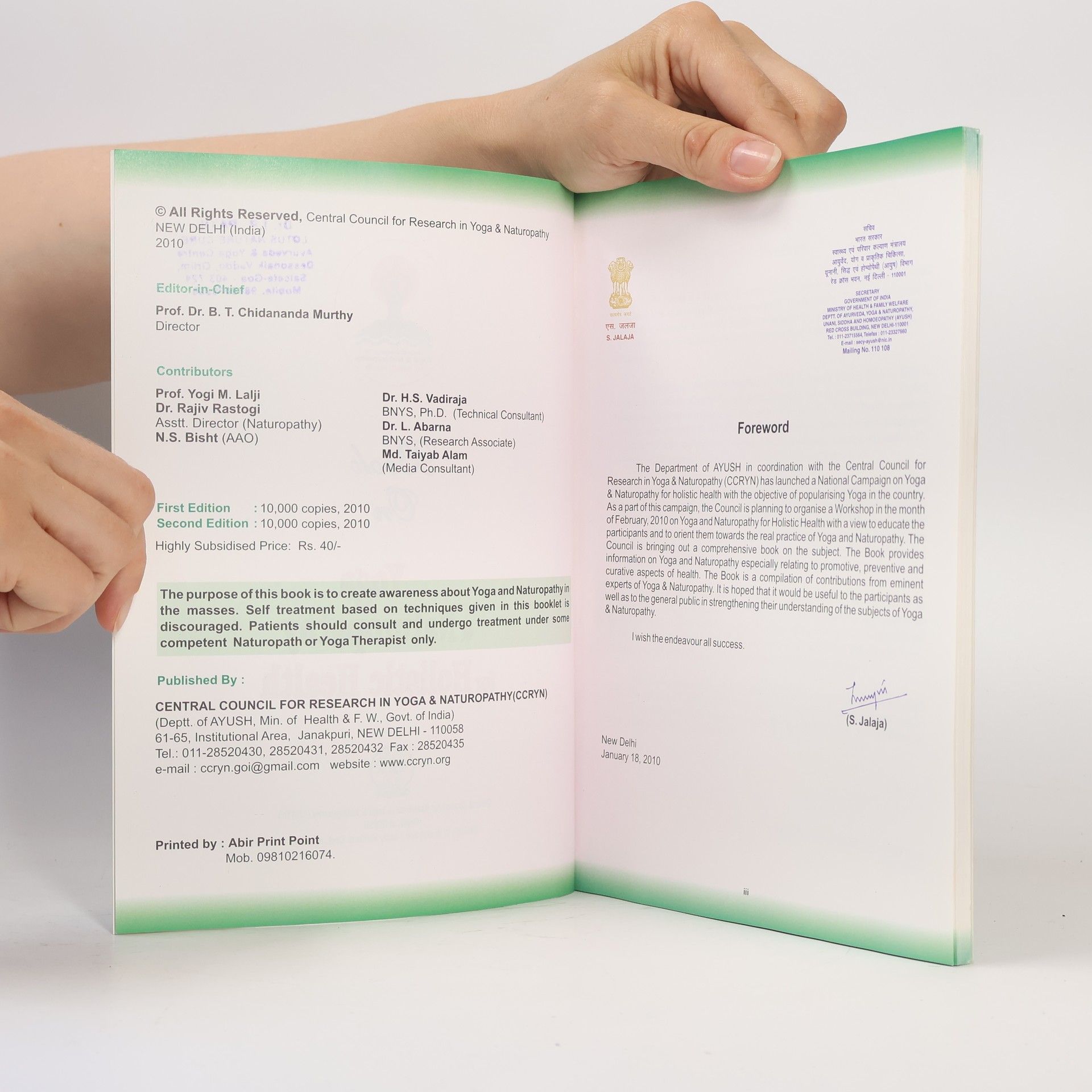 Autorenkollektiv Yoga & Naturopathy for Holistic Health