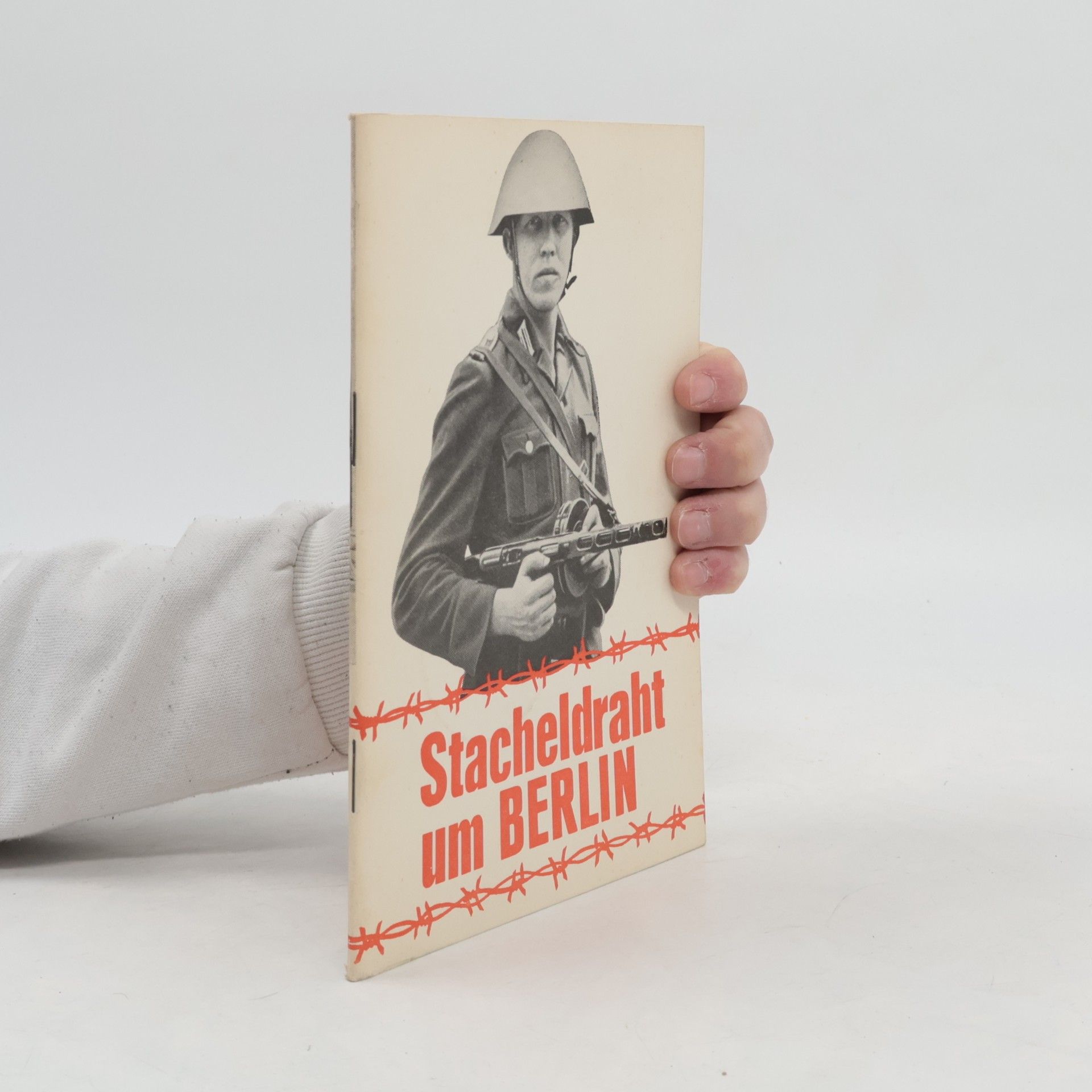 Various authors Stacheldraht um Berlin