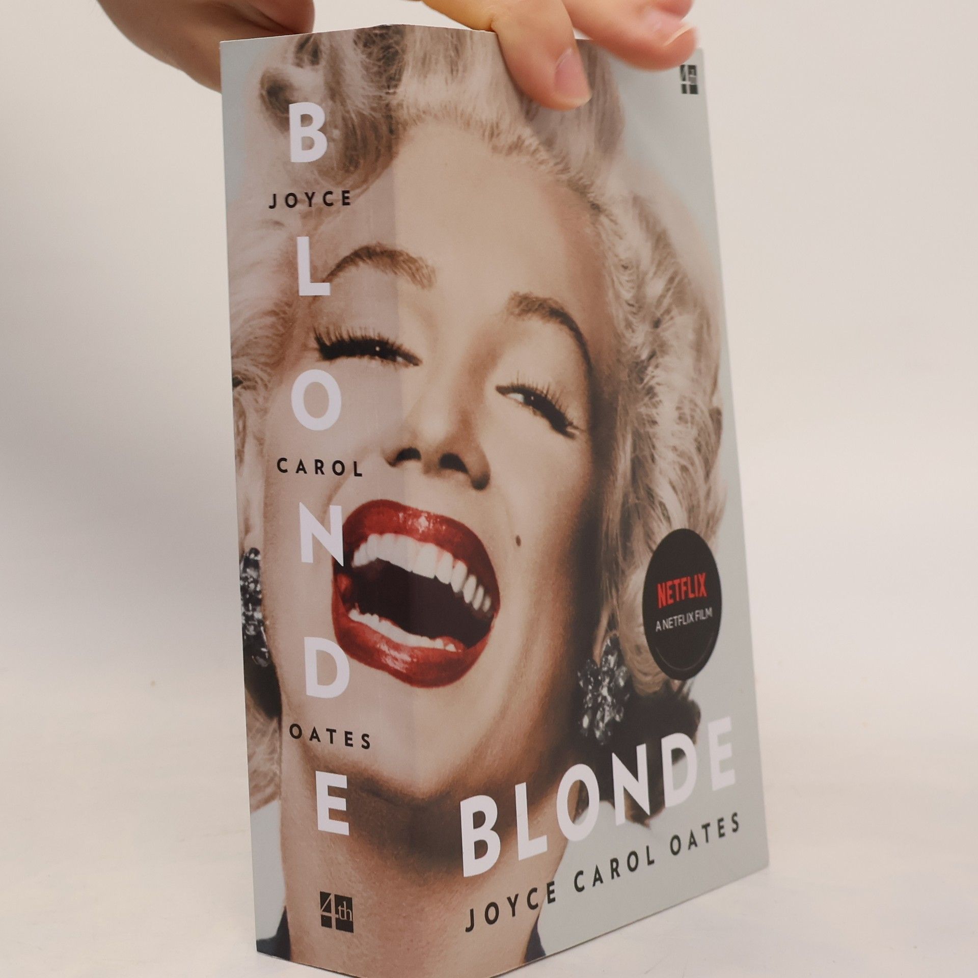 Joyce Carol Oates Blonde