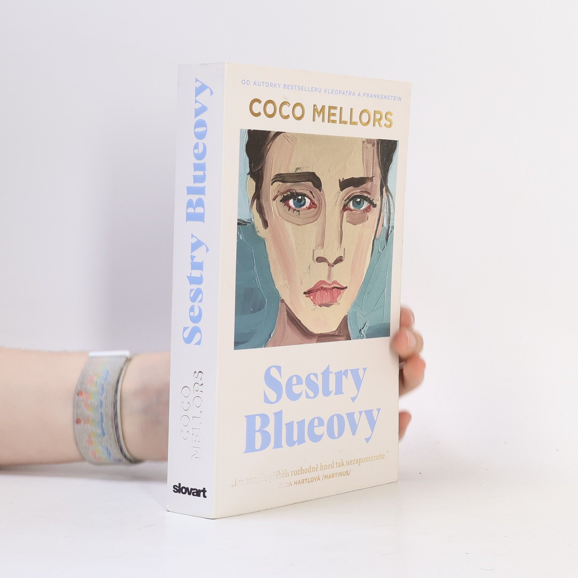 Coco Mellors Sestry Blueovy