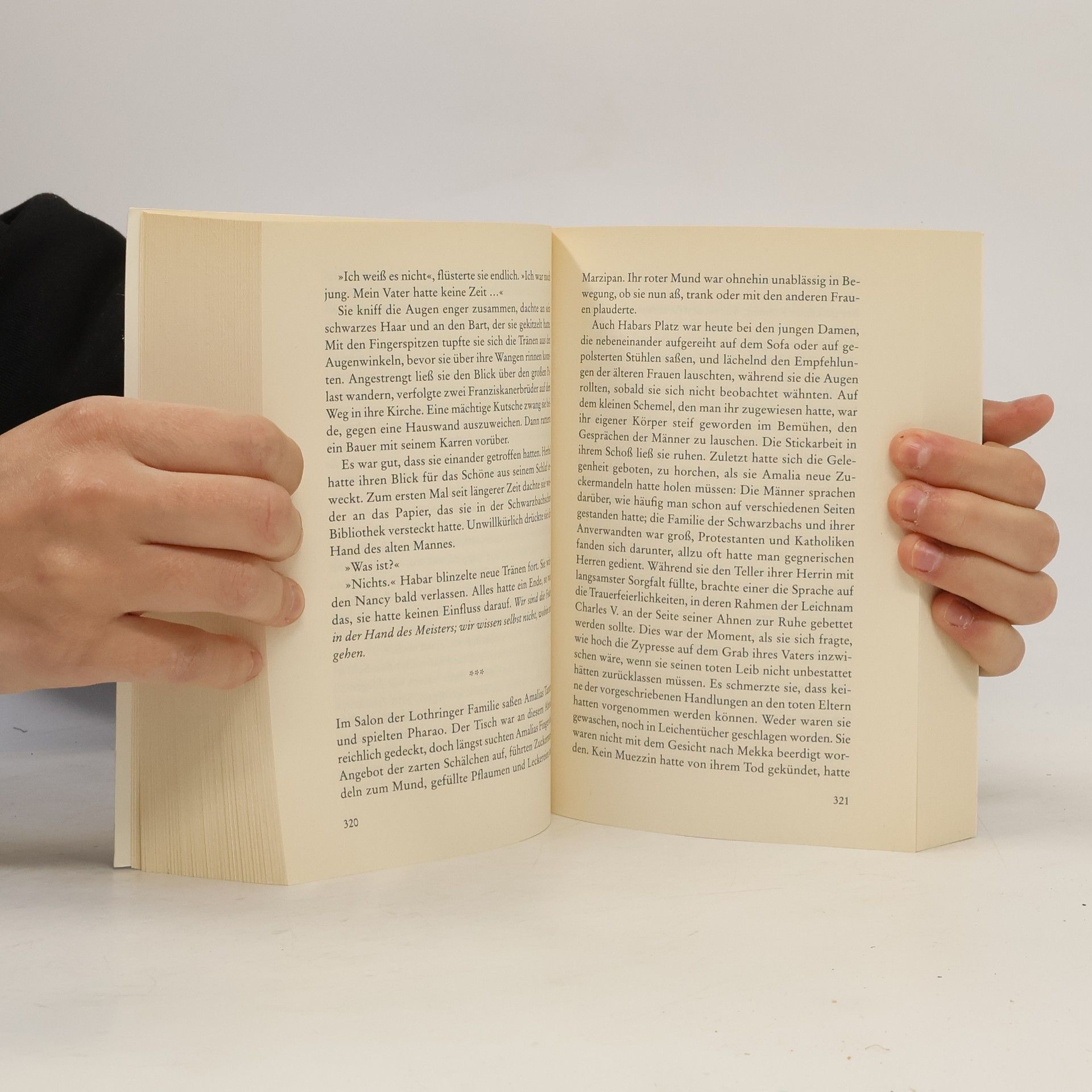 Kirsten Schützhofer Die Kalligraphin