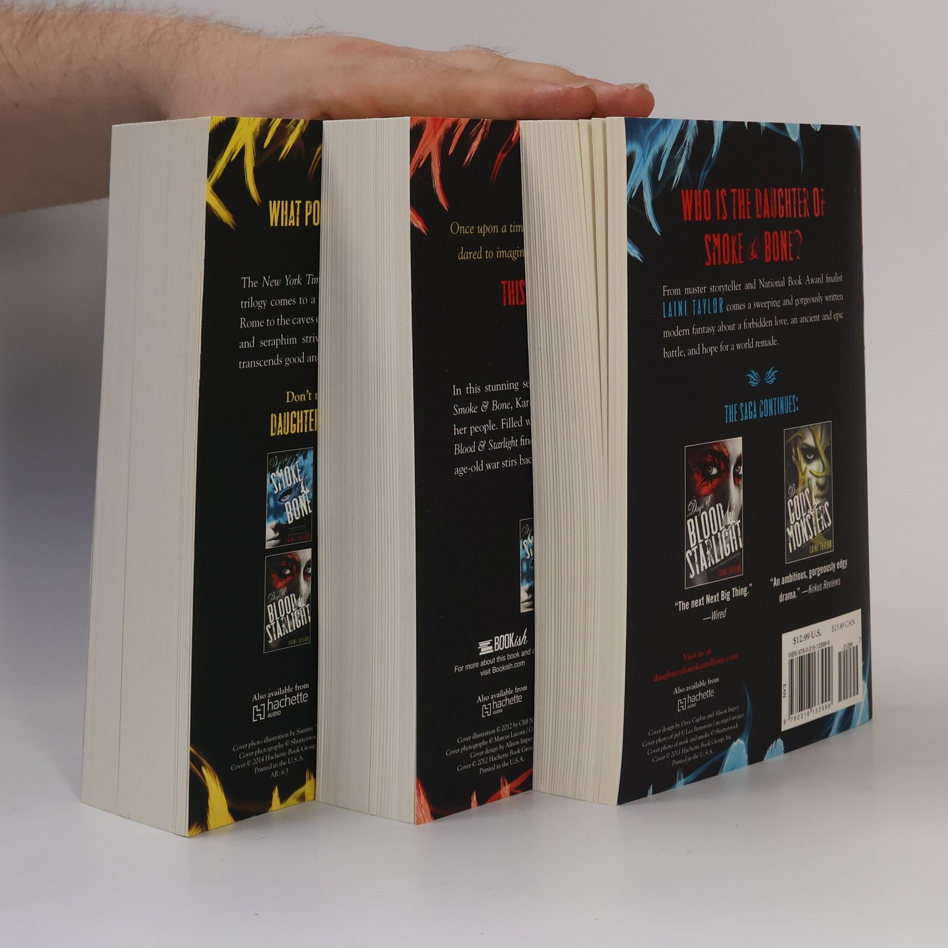 Laini Taylor The Daughter of Smoke & Bone Trilogy Paperback Gift Set