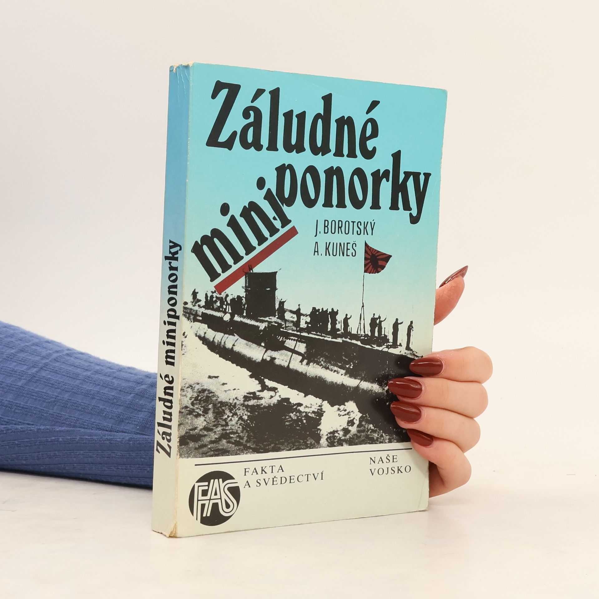 Alexandr Kuneš Záludné miniponorky
