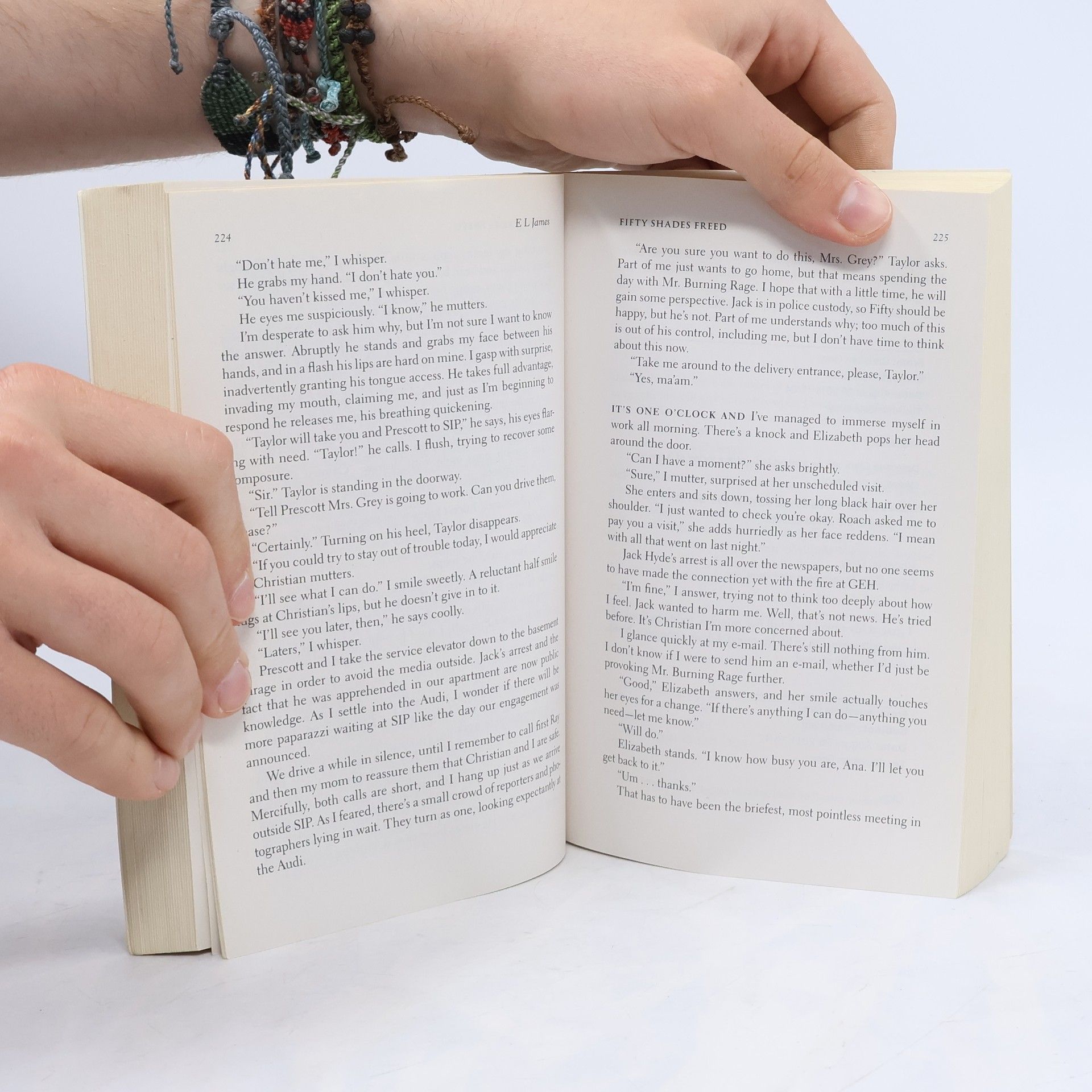 E. L. James Fifty Shades Freed