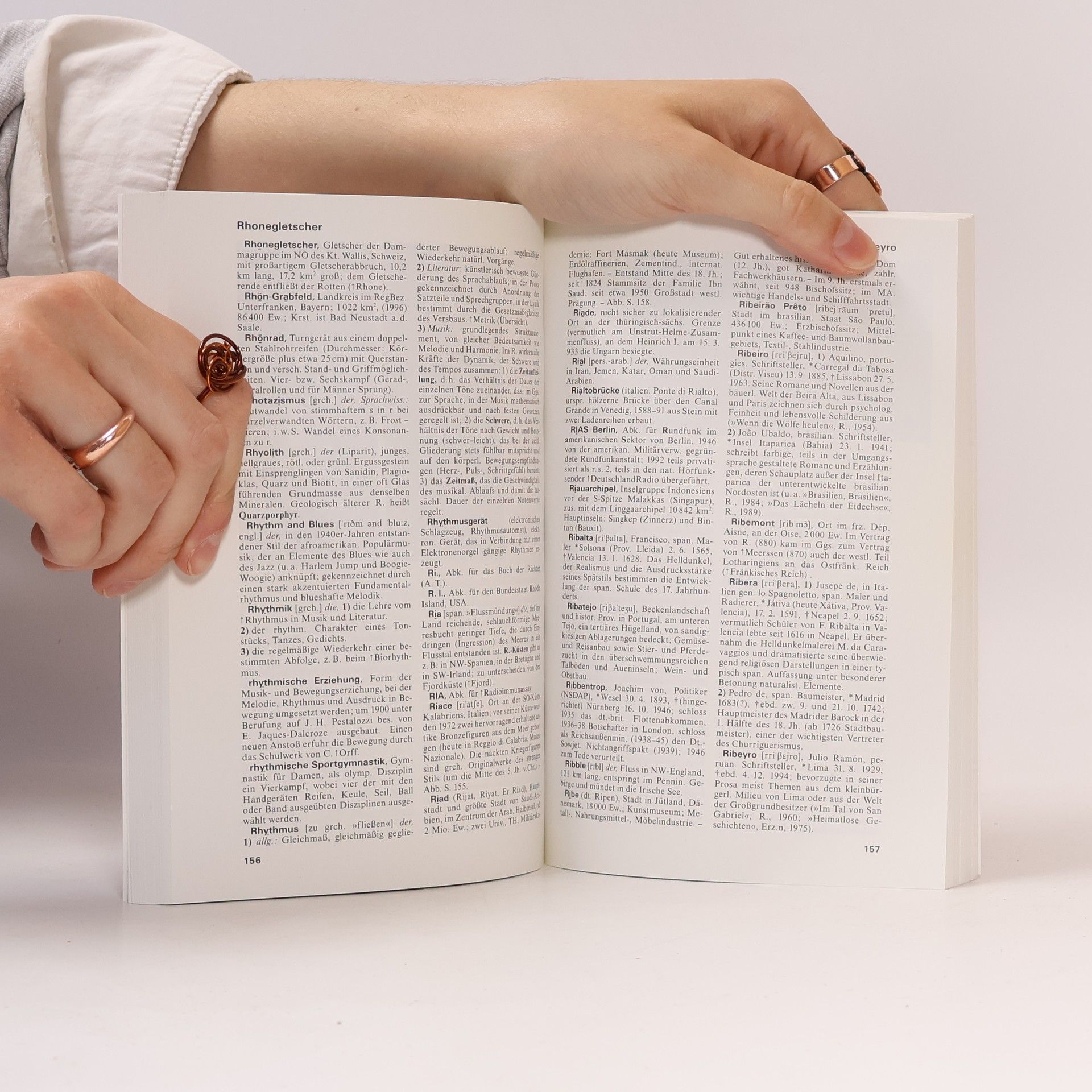 Autorenkollektiv Meyers Grosses Taschen Lexikon in 24 Bänden