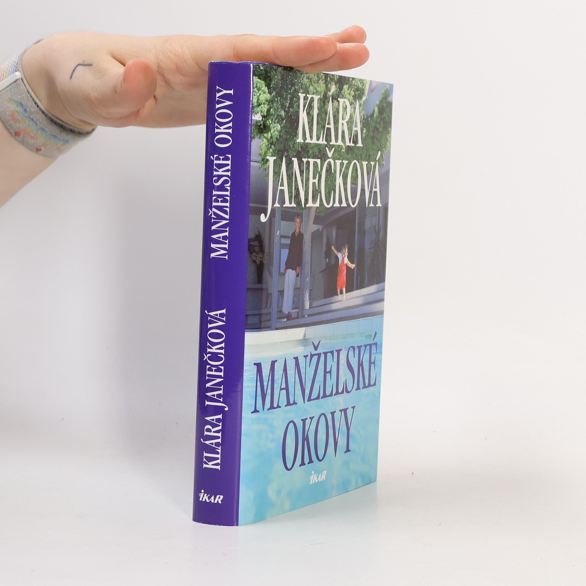 Klára Janečková Manželské okovy
