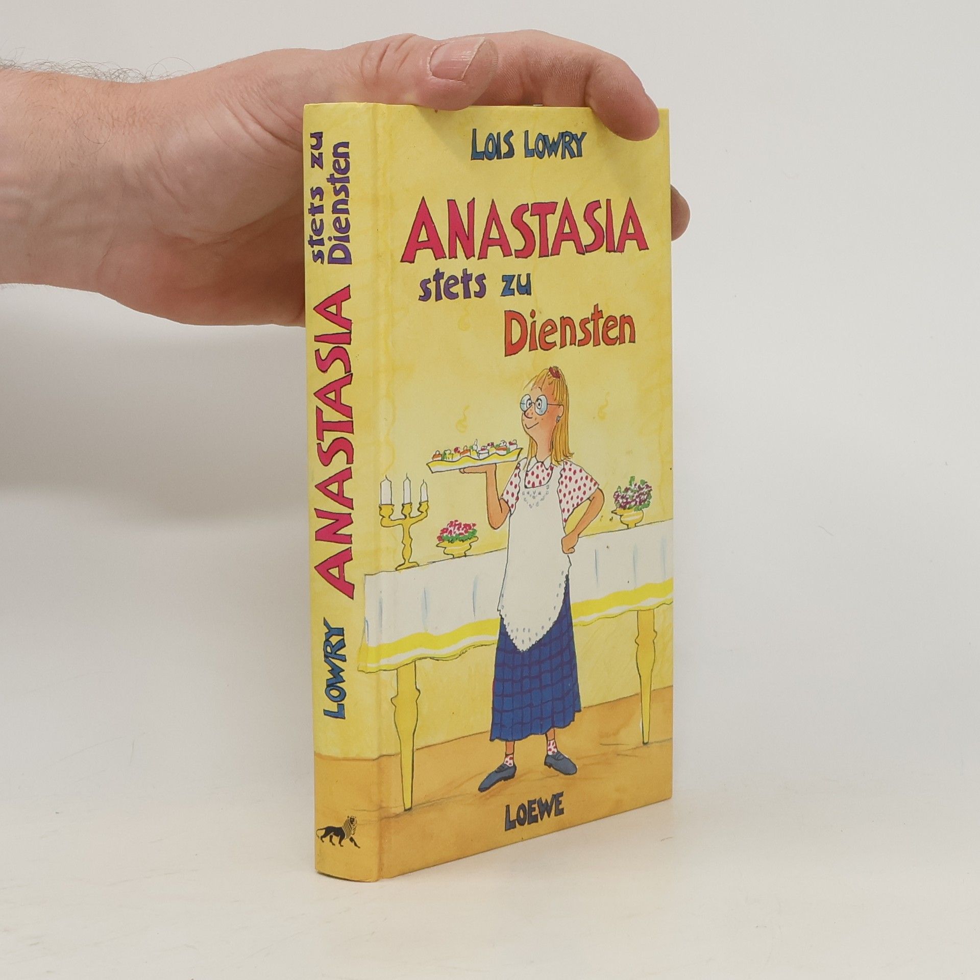 Lois Lowry Anastasia, stets zu Diensten