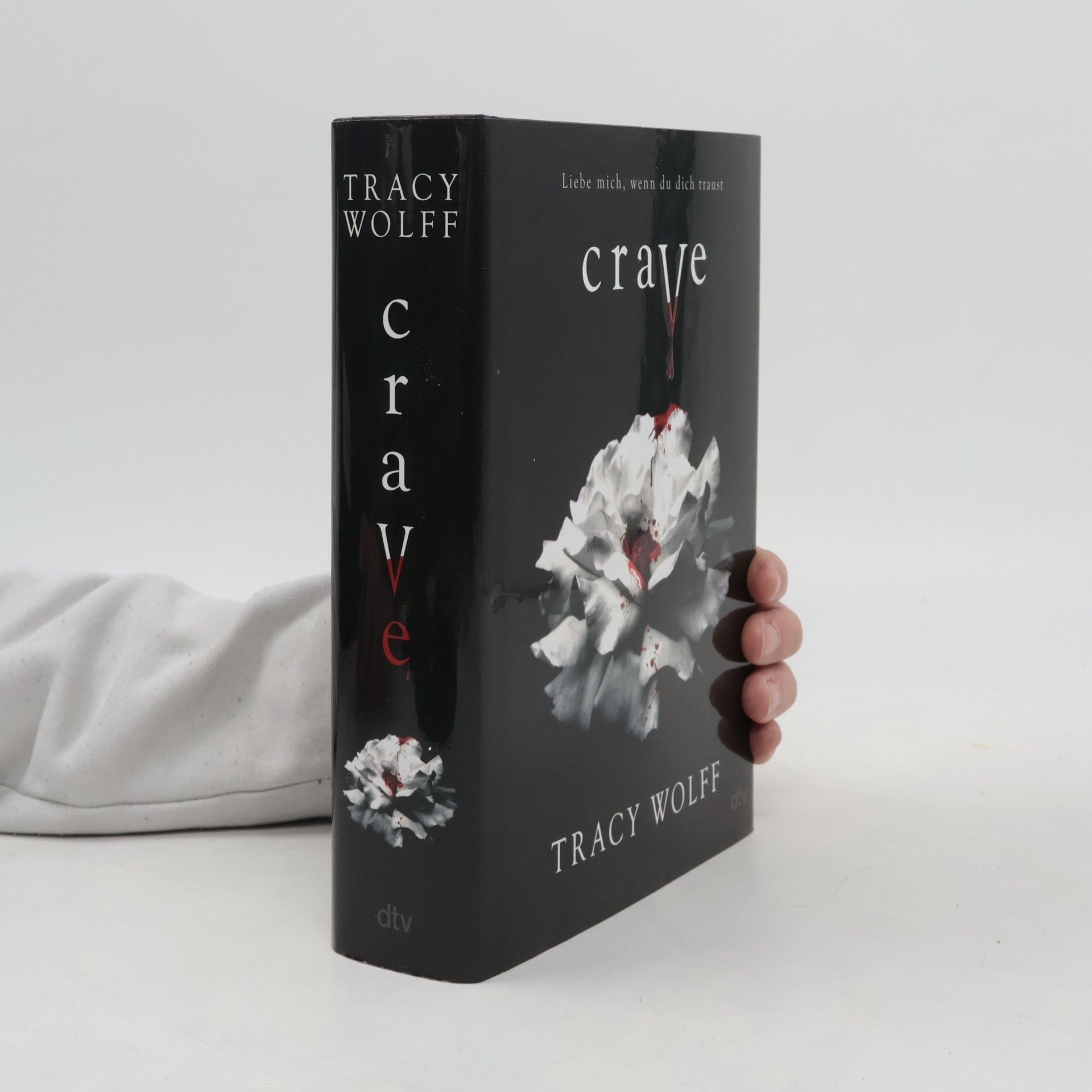 Tracy Wolff Crave