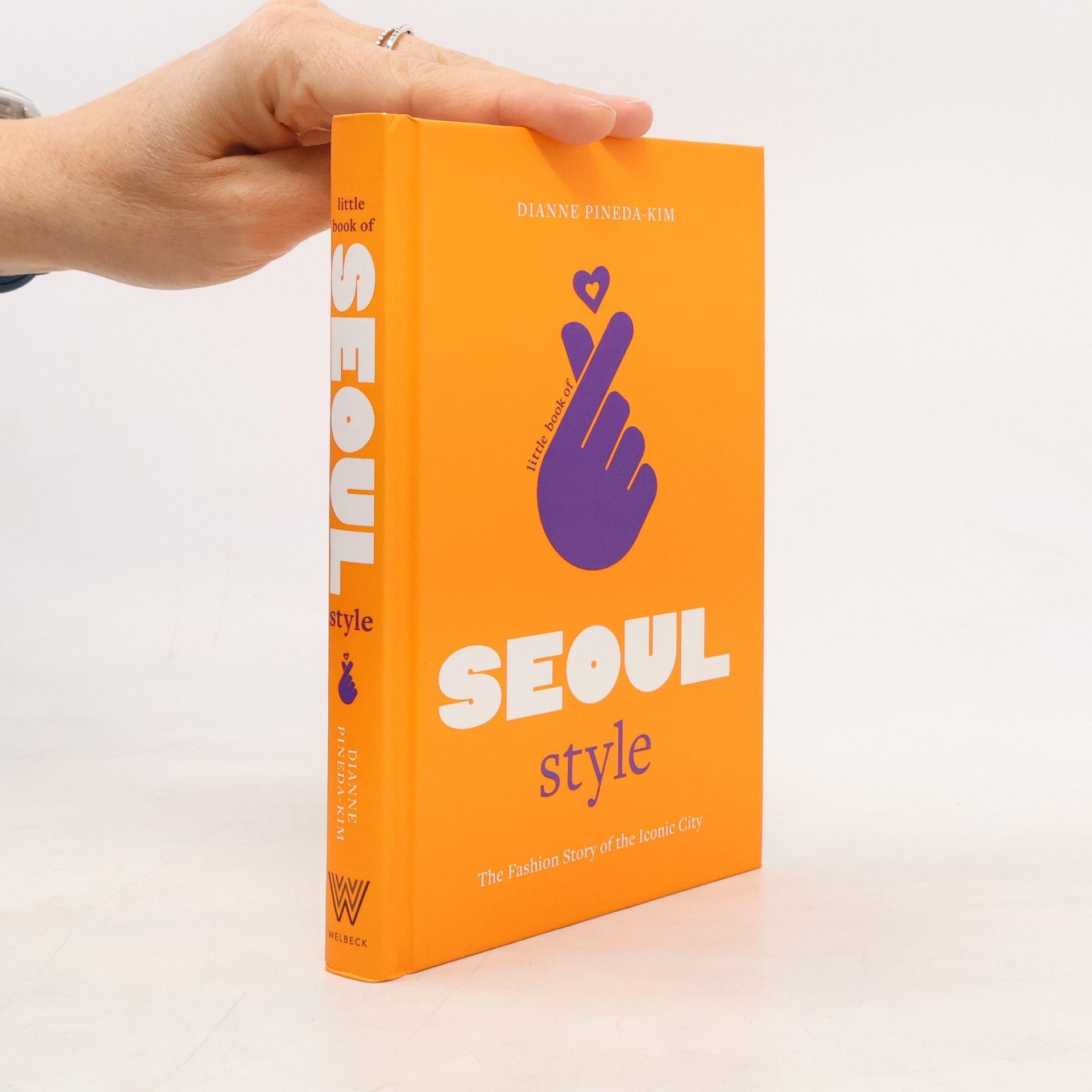 Dianne Pineda-Kim Little Book of Seoul Style