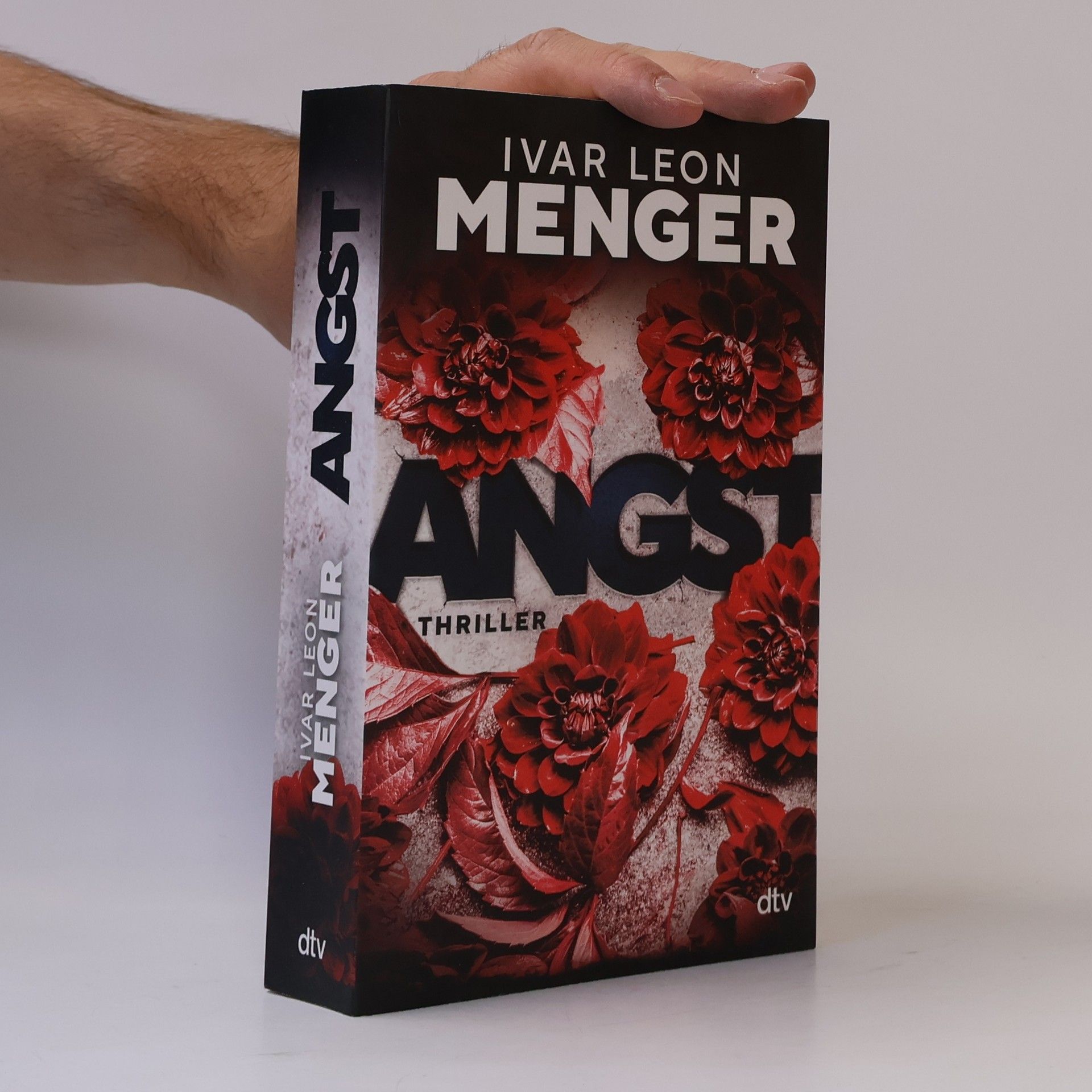 Ivar Leon Menger Angst