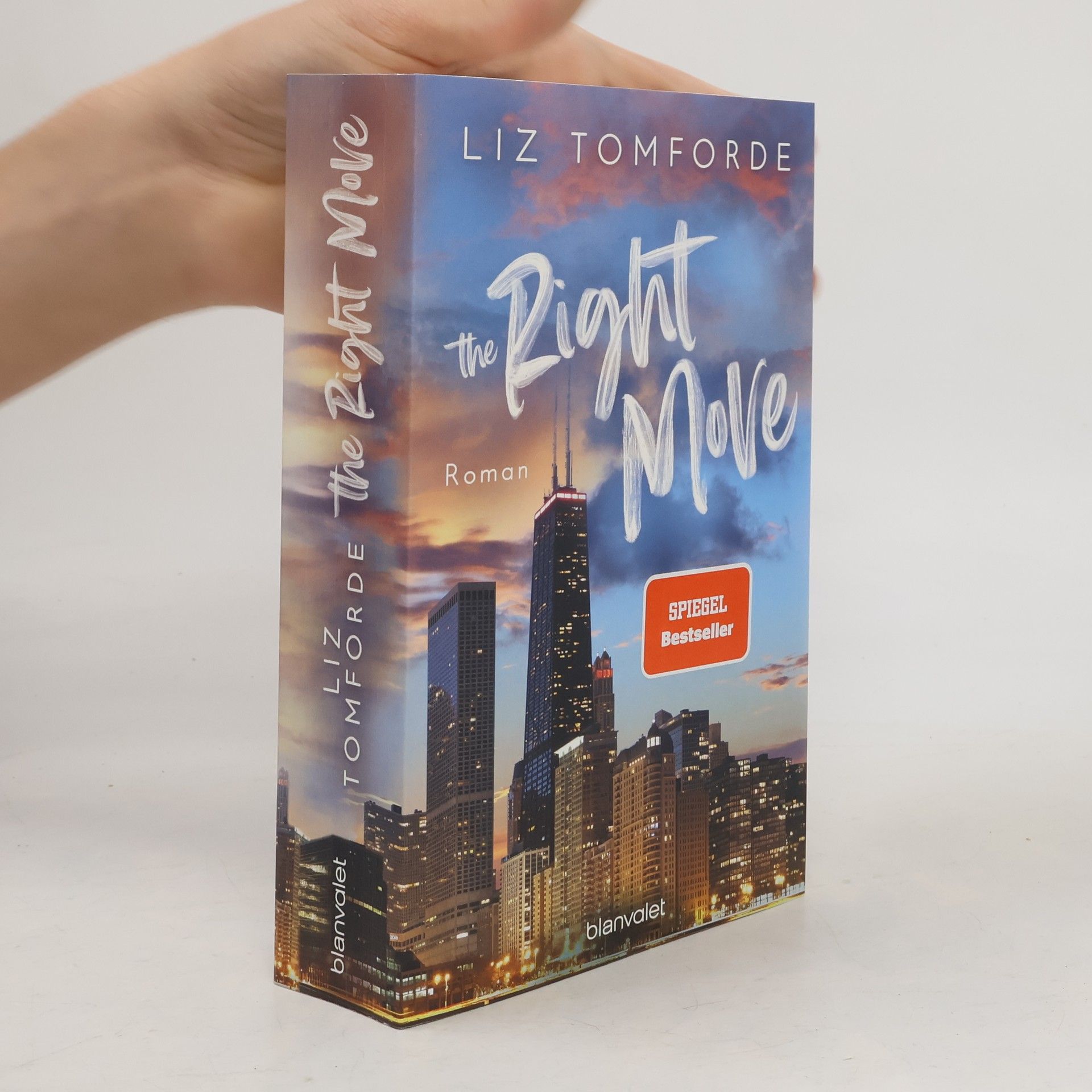Liz Tomforde The Right Move