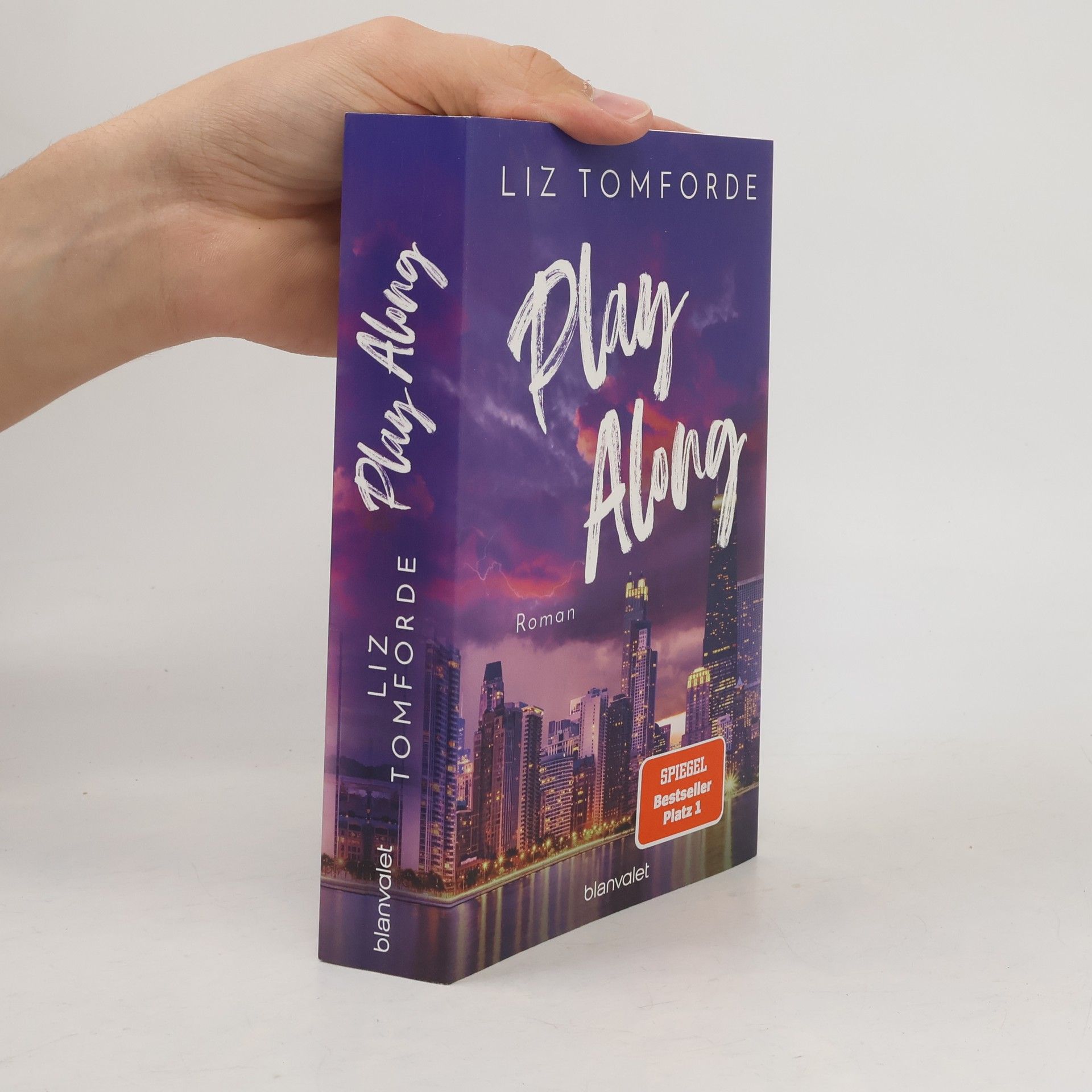Liz Tomforde Play Along