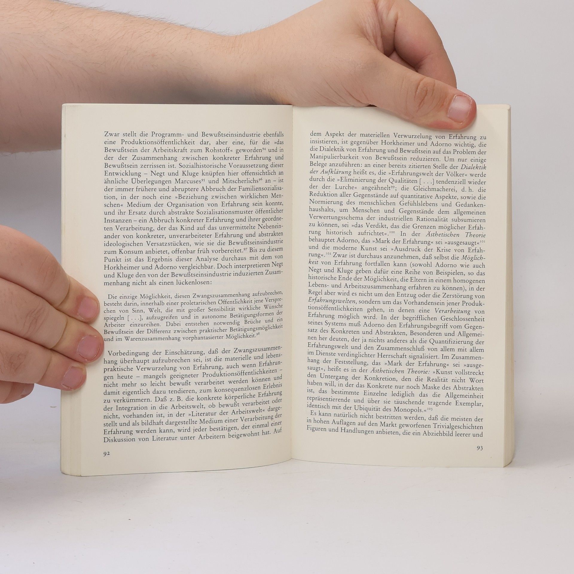 Christa Bürger Zur Dichotomisierung von hoher und niederer Literatur