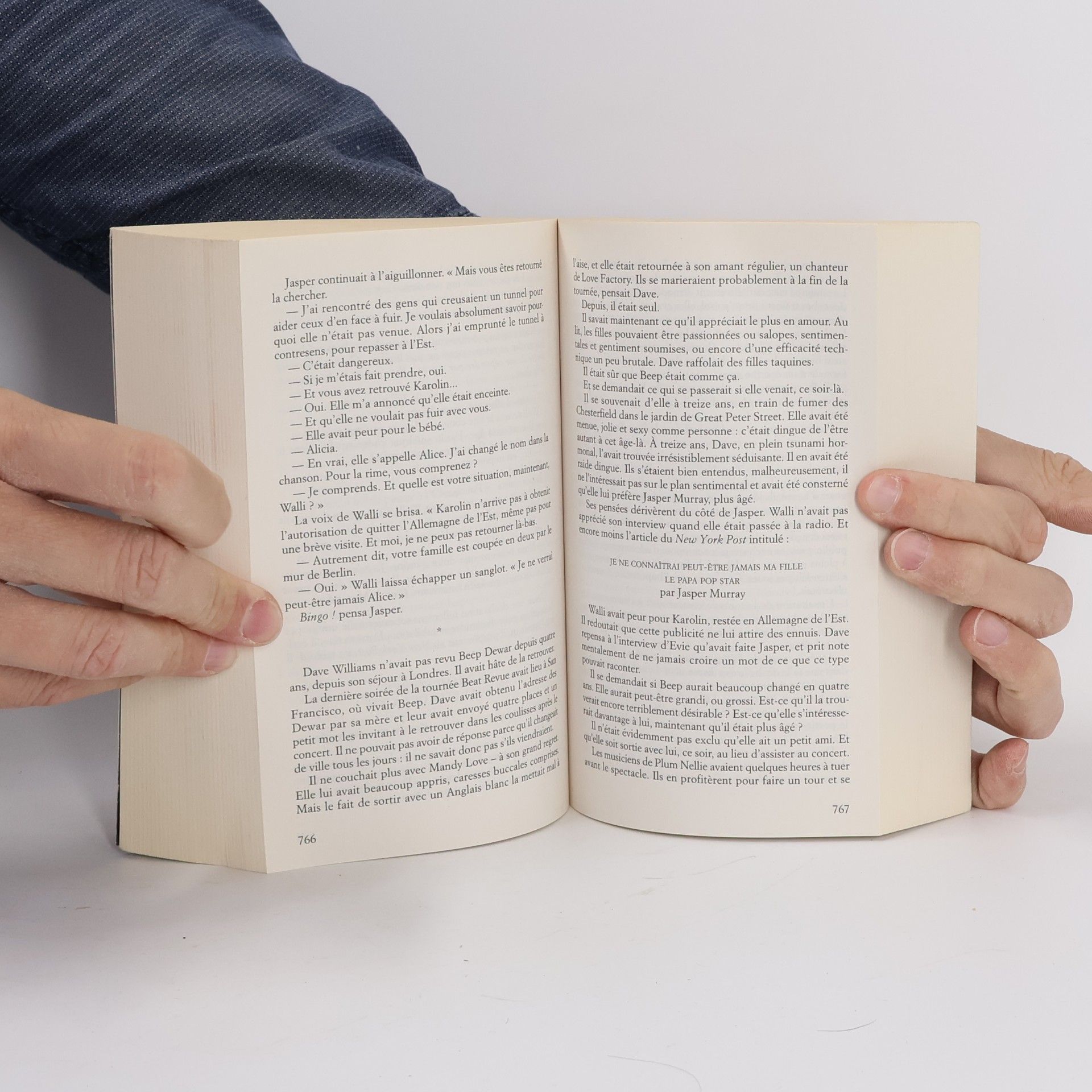 Ken Follett Aux portes de l'éternité