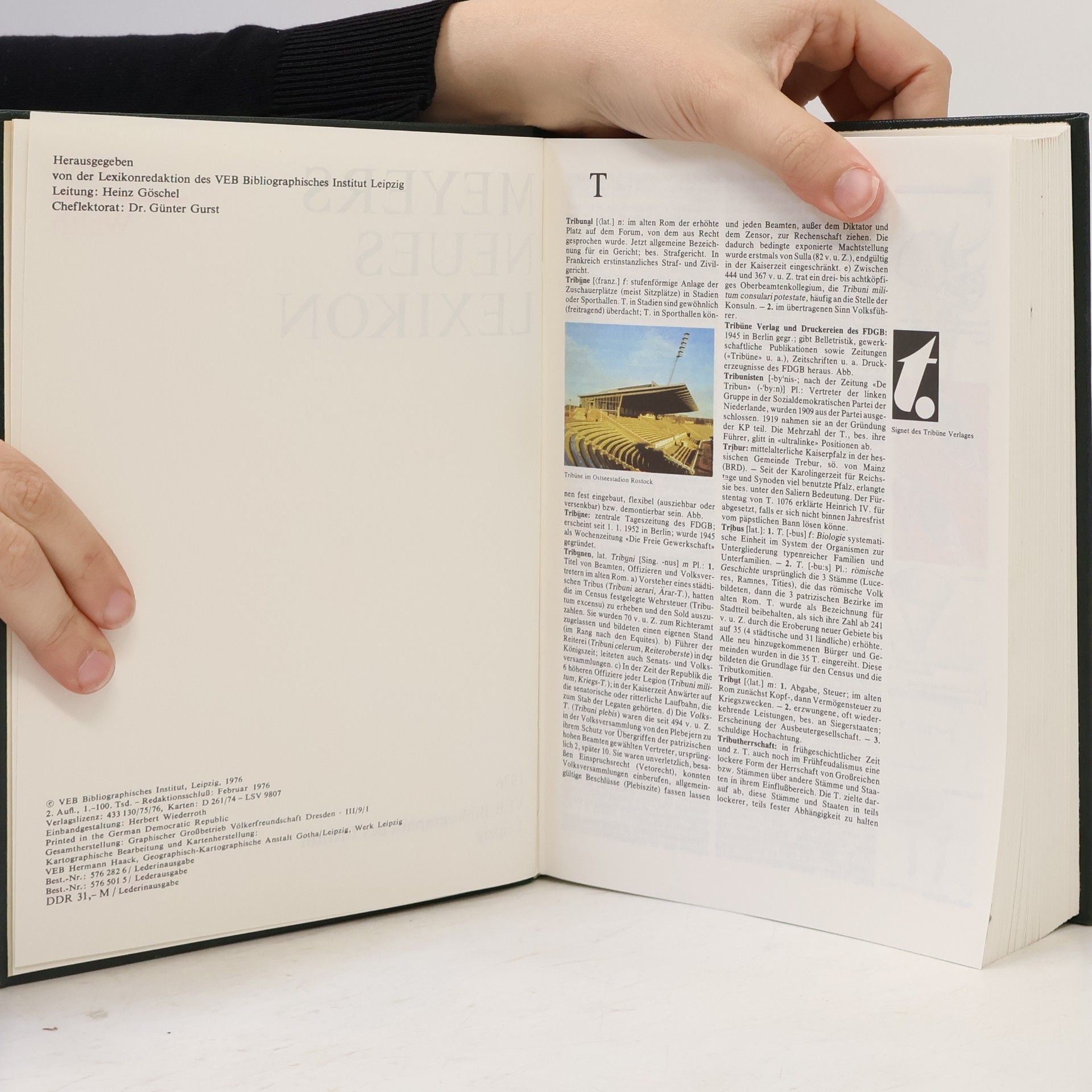 Kolektiv autorů Meyers neues Lexikon 14. Tribu-Walth