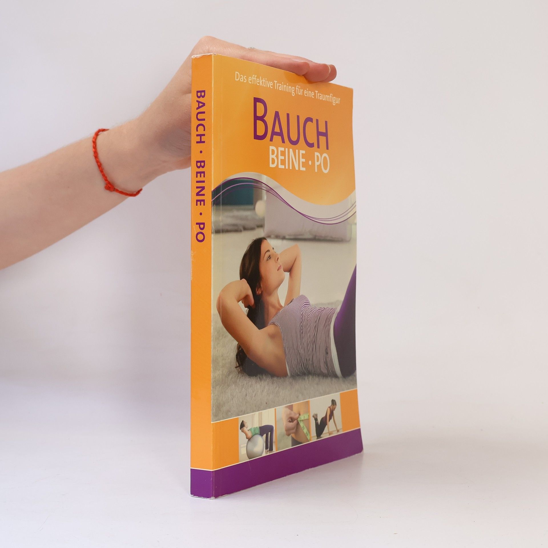 Christa G. Traczinski Bauch, Beine, Po