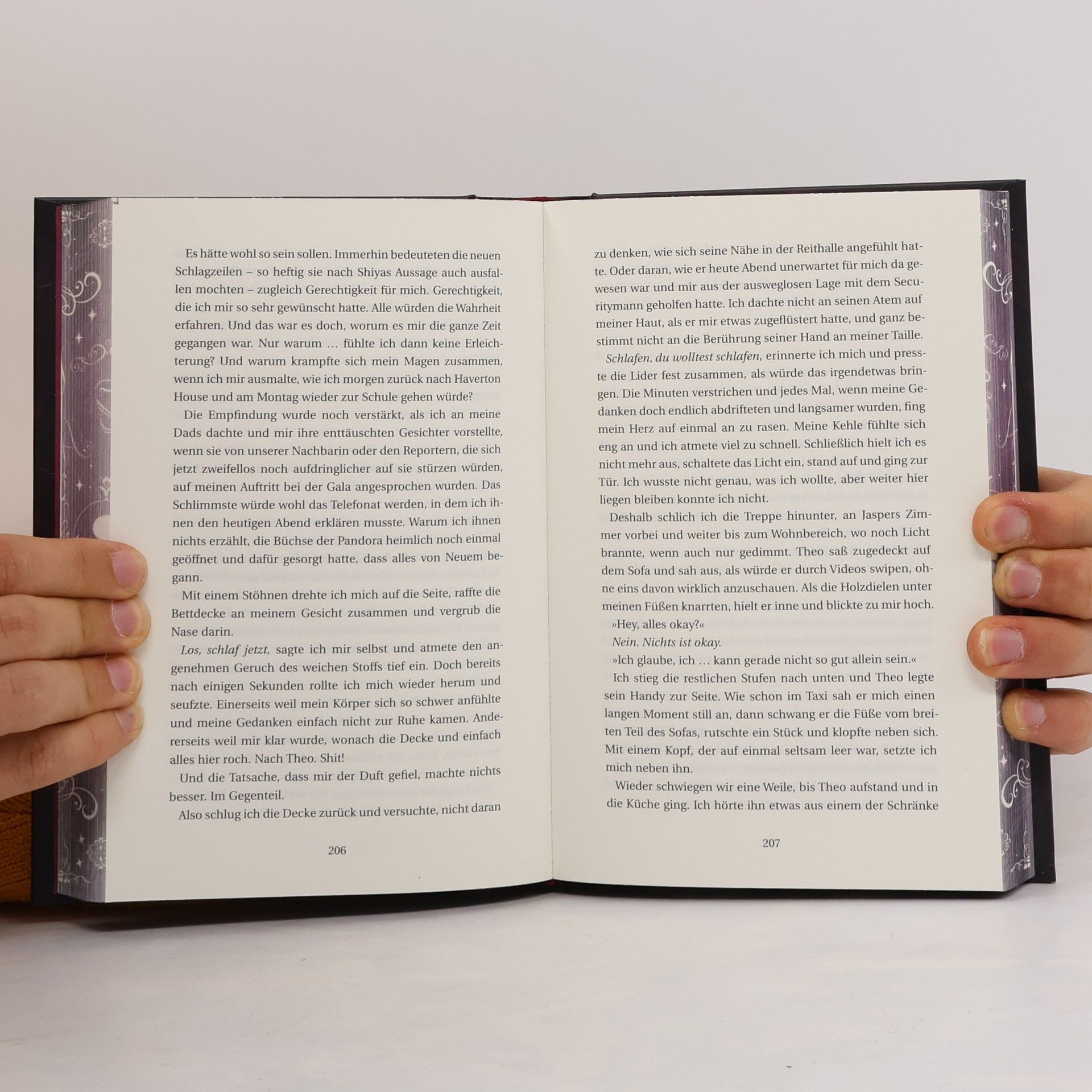 Jana Hoch The Ruby Circle (1). All unsere Geheimnisse