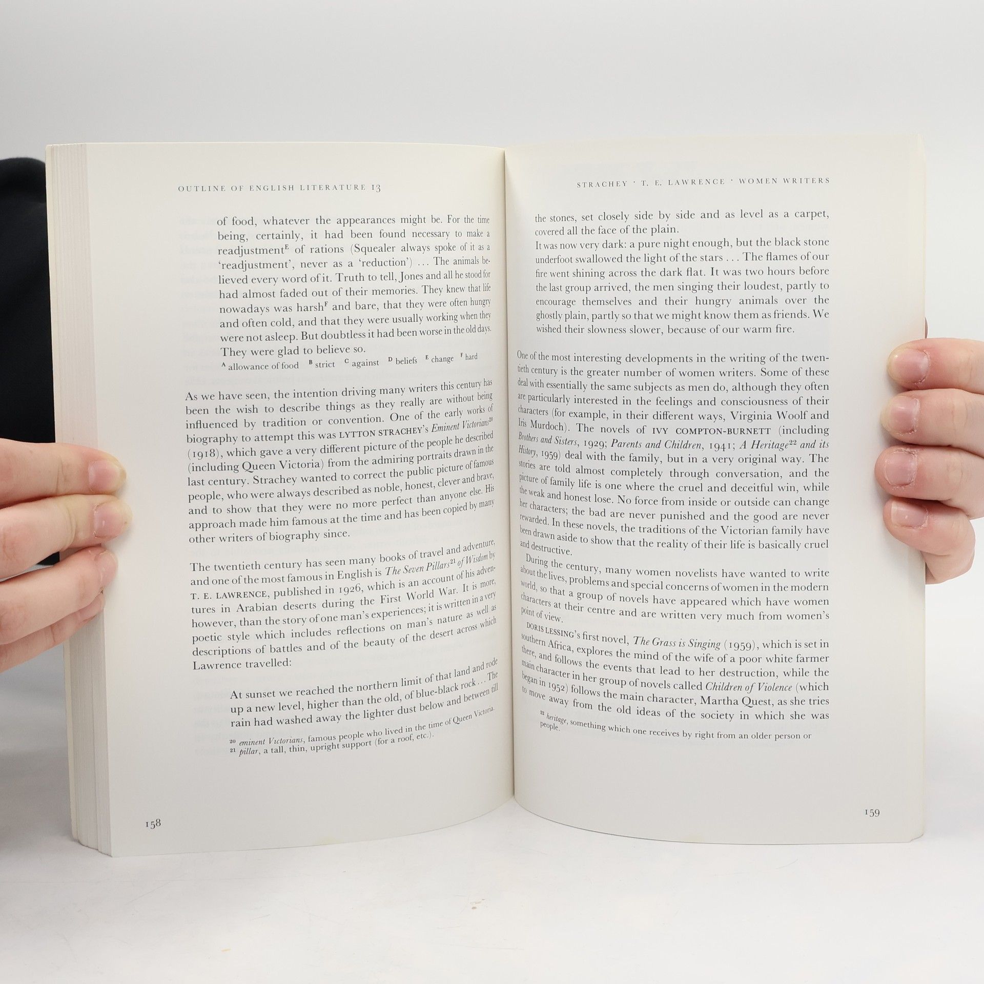 Gwyneth Roberts An Outline of English Literature