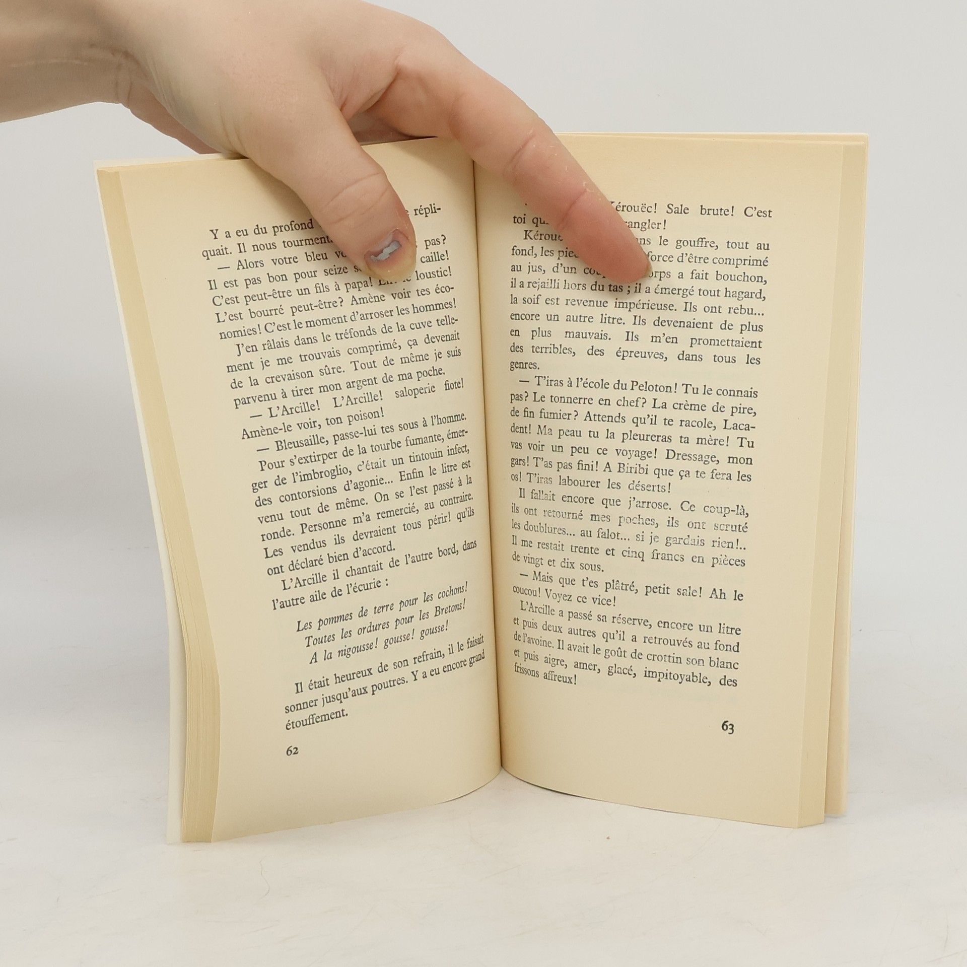 Louis-Ferdinand Céline Casse-pipe suivi de Carnet du cuirassier Destouches