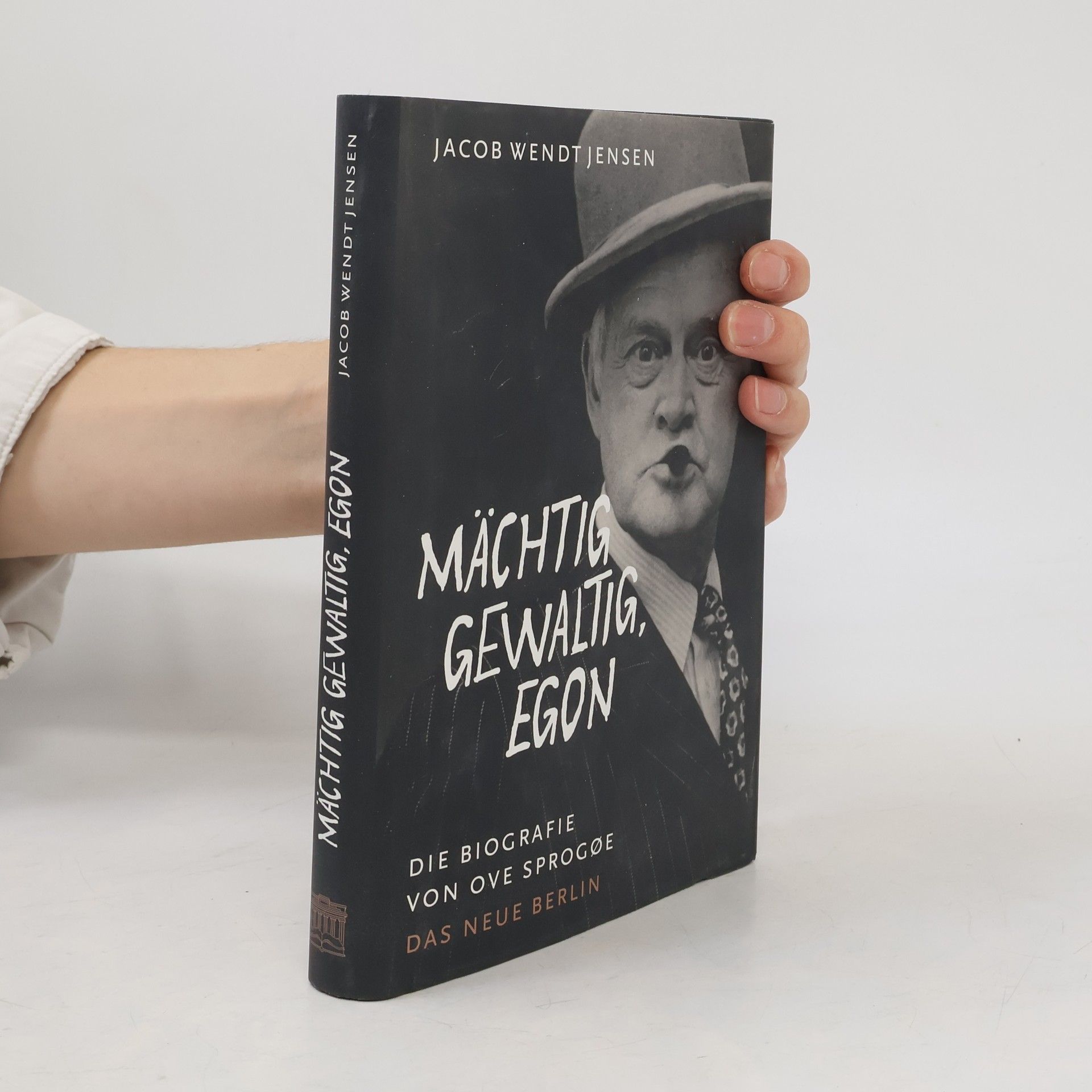 Mächtig gewaltig, Egon