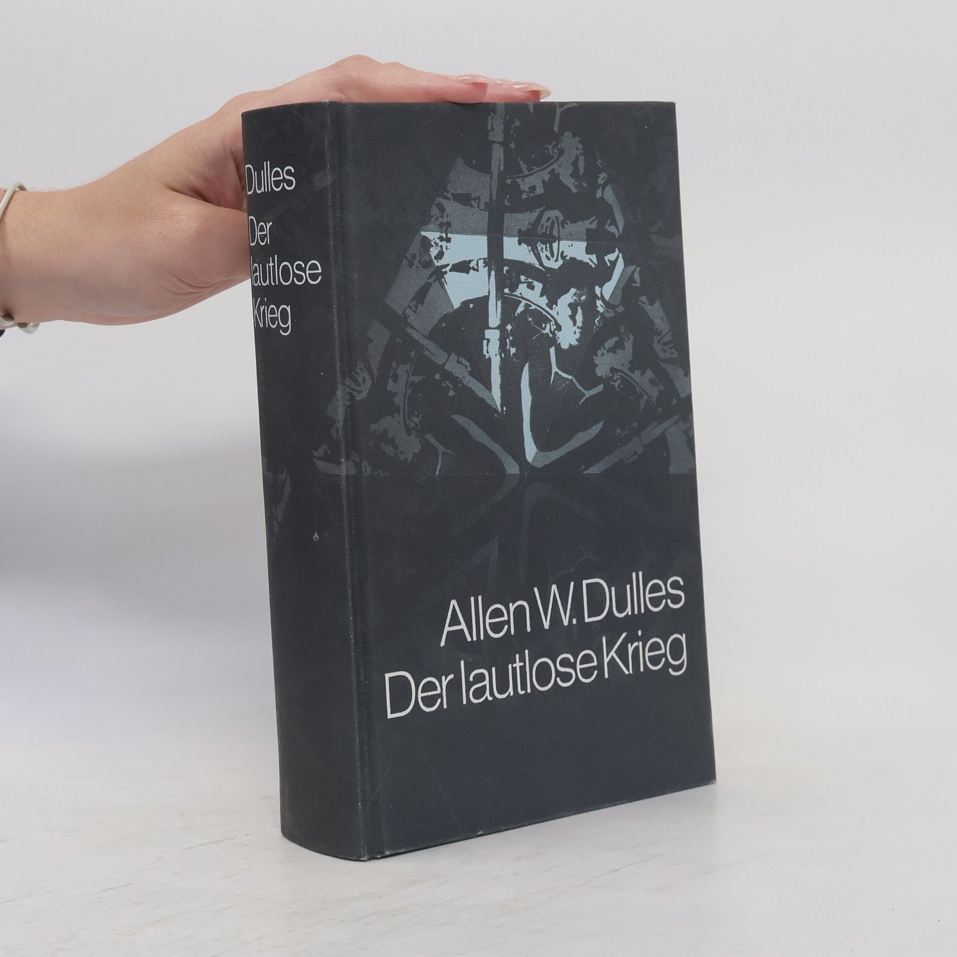 Kolektiv autorů Der lautlose Krieg