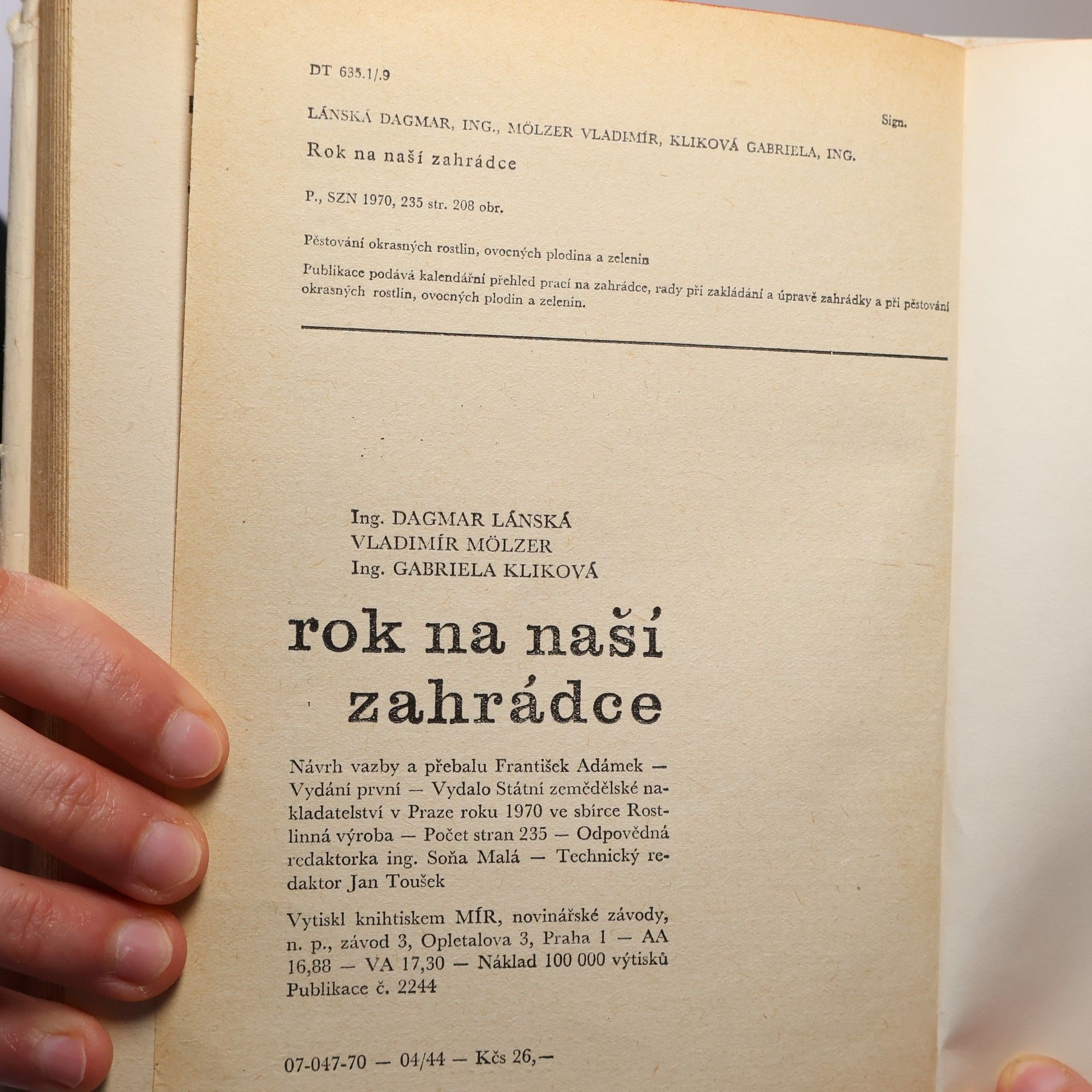 Dagmar Lánská Rok na naší zahrádce