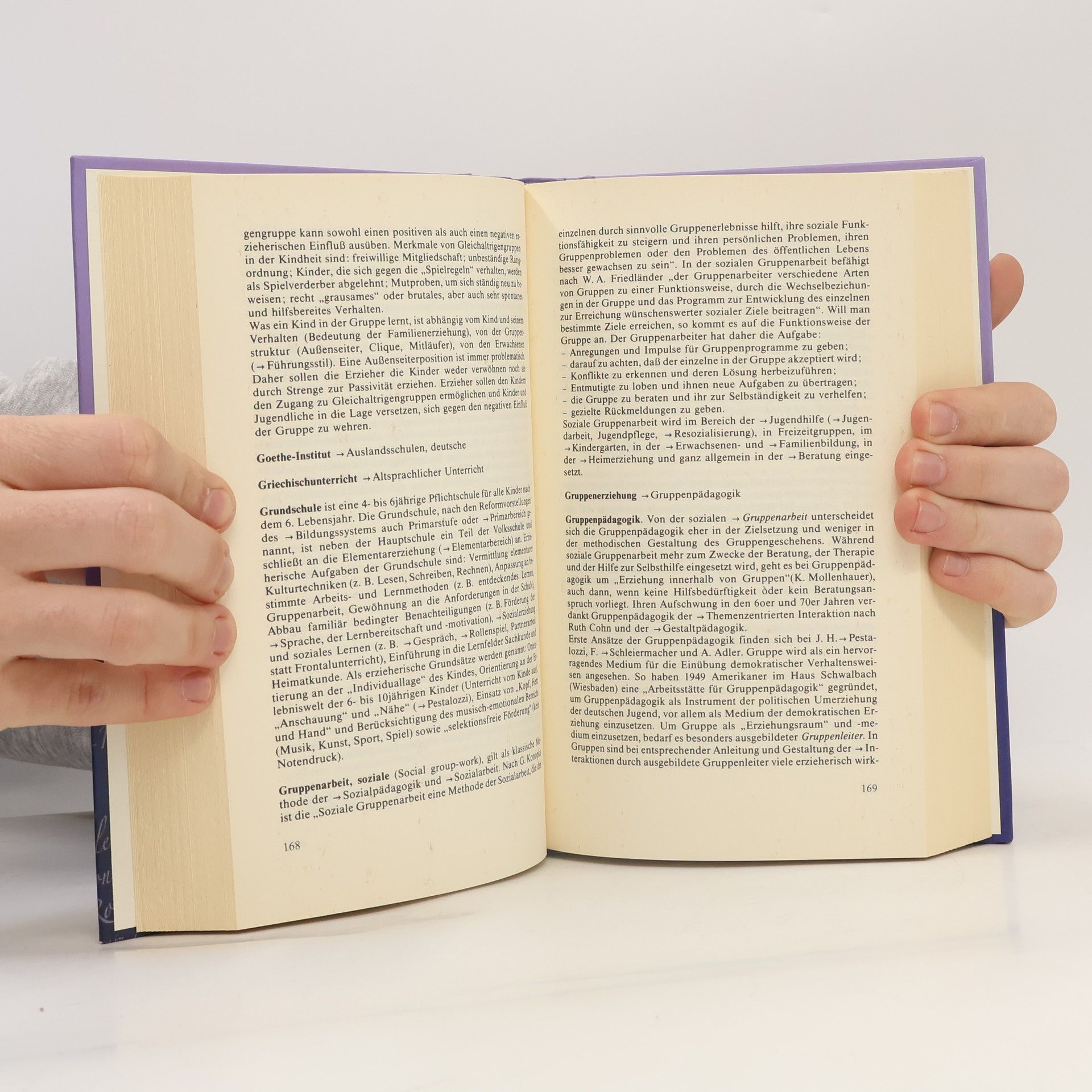 Josef A. Keller Herders pädagogisches Wörterbuch