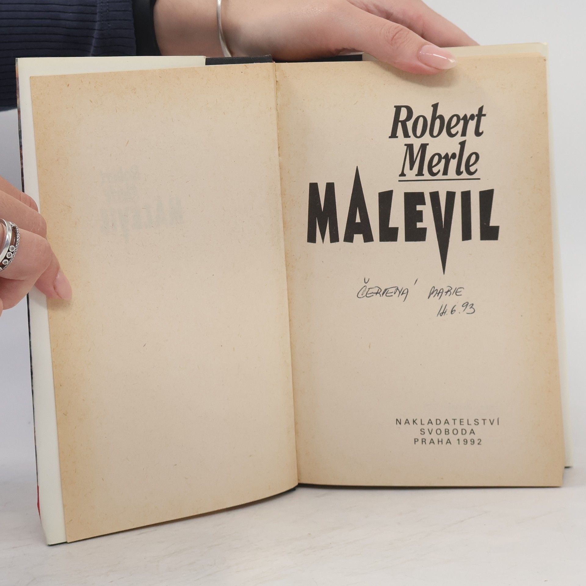 Robert Merle Malevil