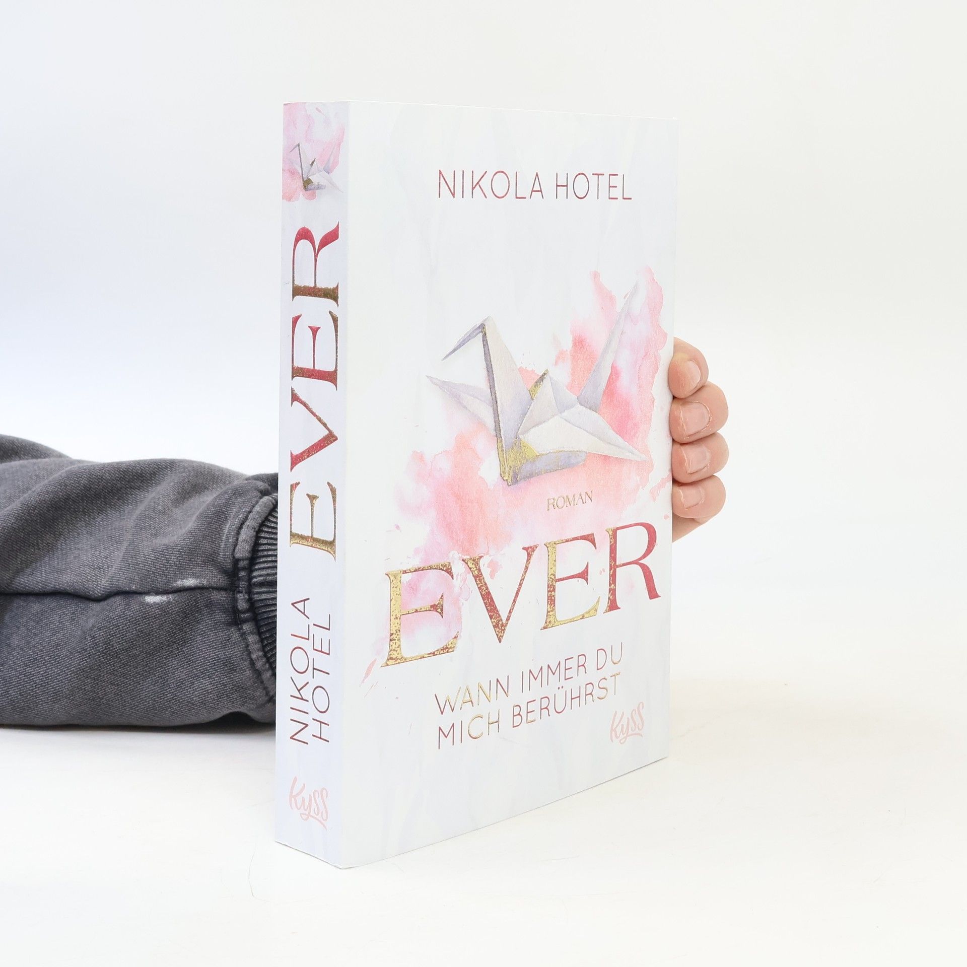 Nikola Hotel Ever. Wann immer du mich berührst