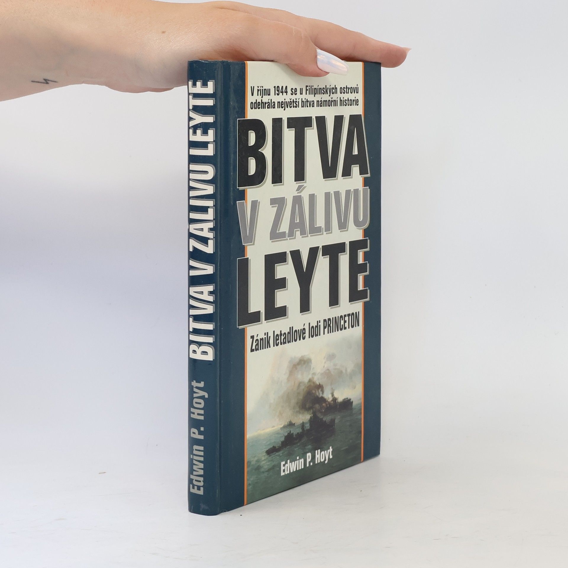 Edwin Palmer Hoyt Bitva v zálivu Leyte