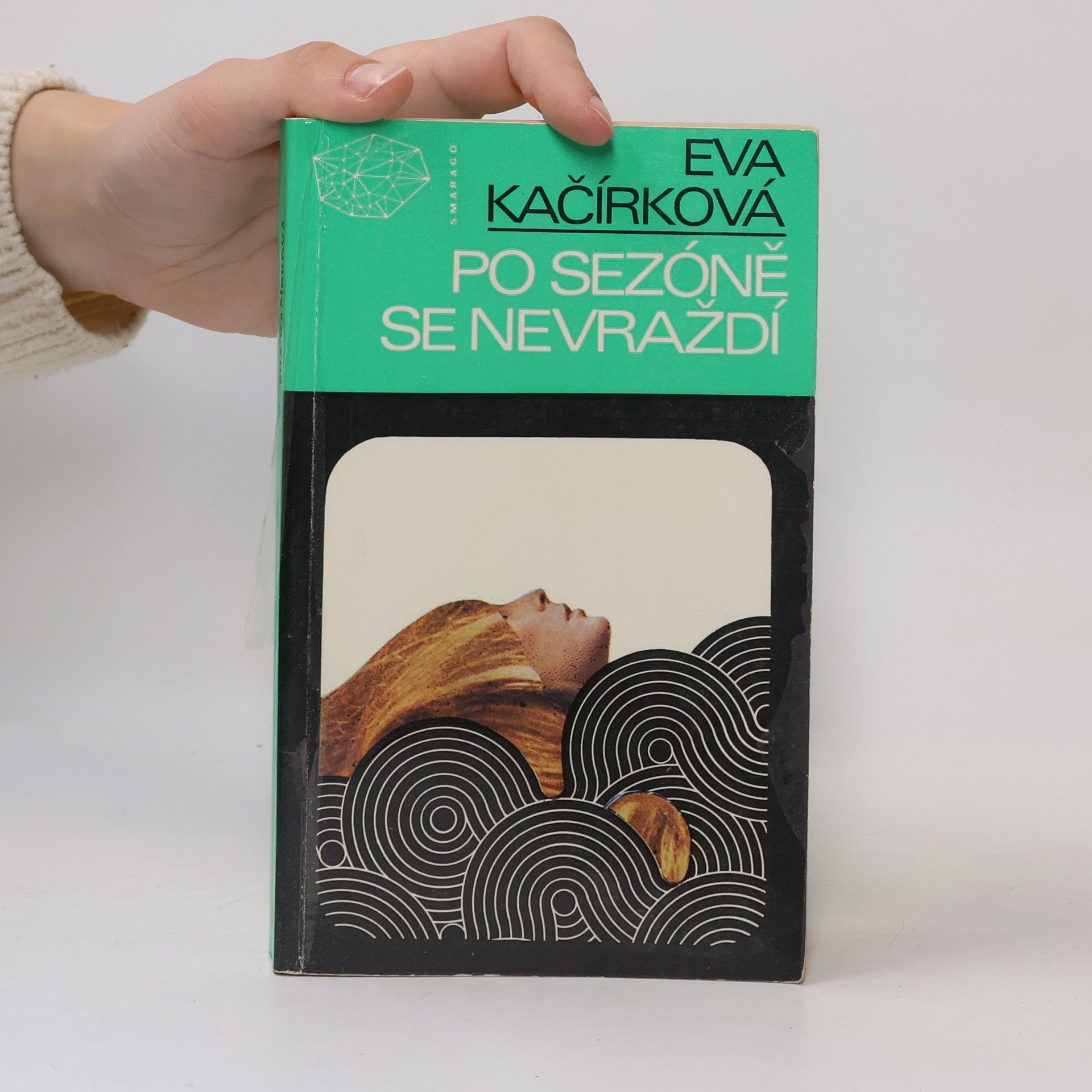 Eva Kačírková Po sezóně se nevraždí