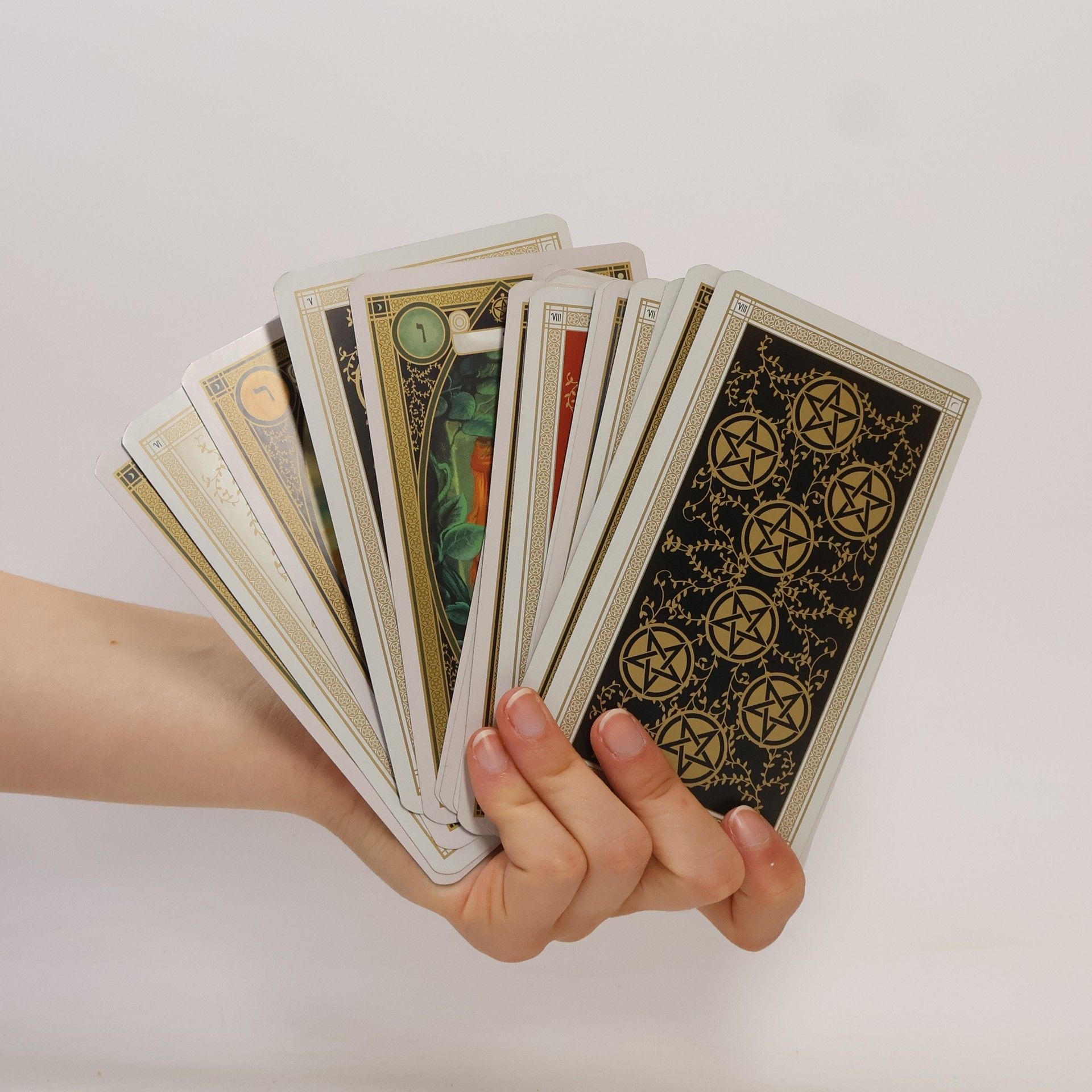 Cécile Roumiguière Mystical Women's Tarot