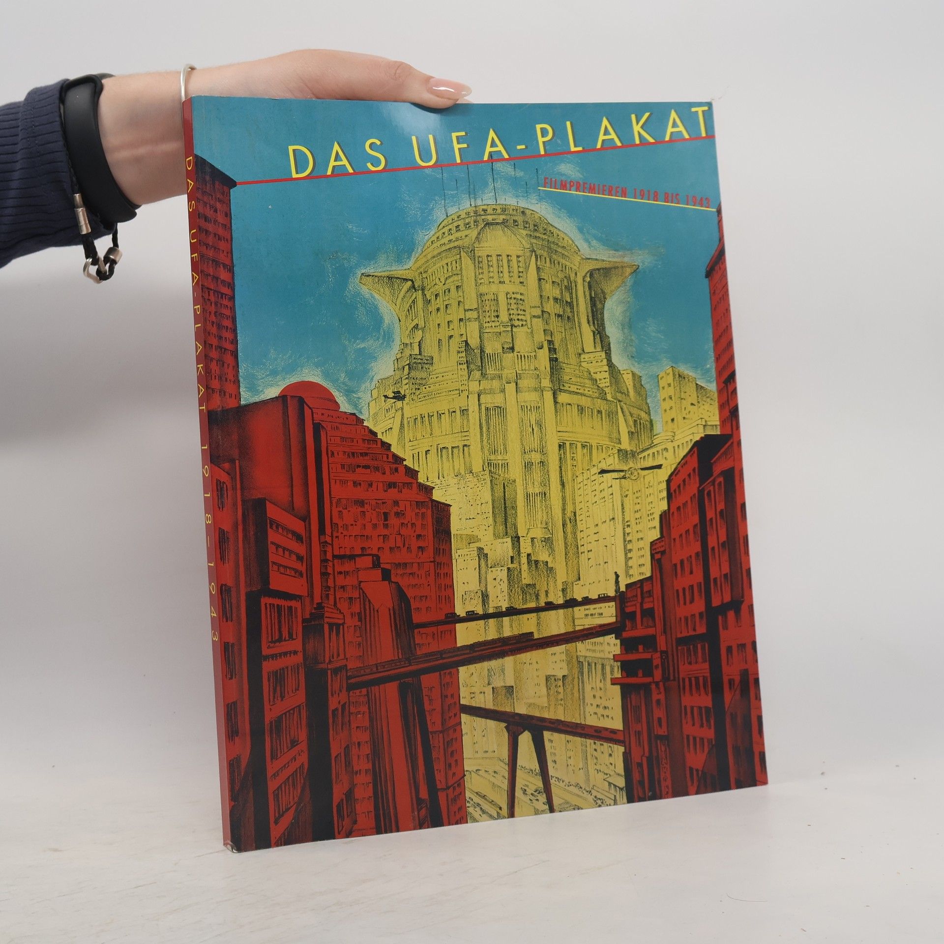 Das Ufa-Plakat