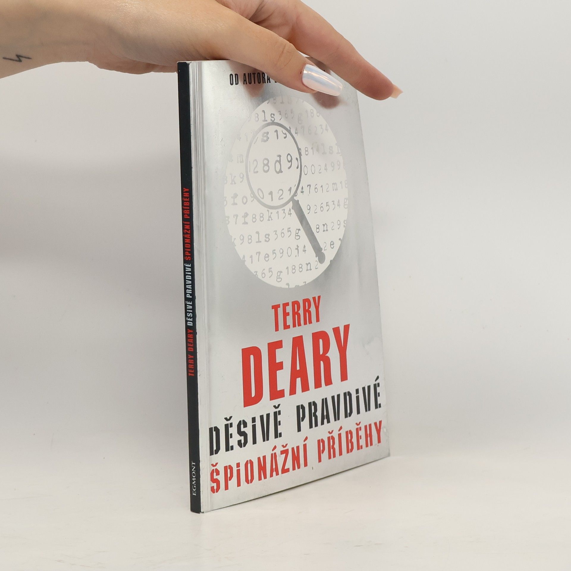 Terry Deary Děsivě pravdivé špionážní příběhy