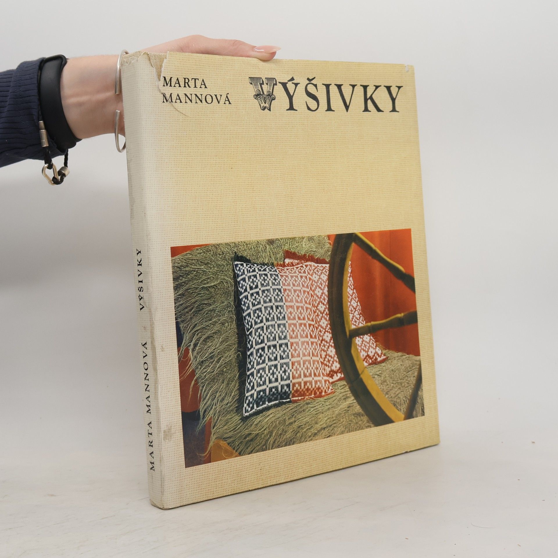 Marta Mannová Výšivky